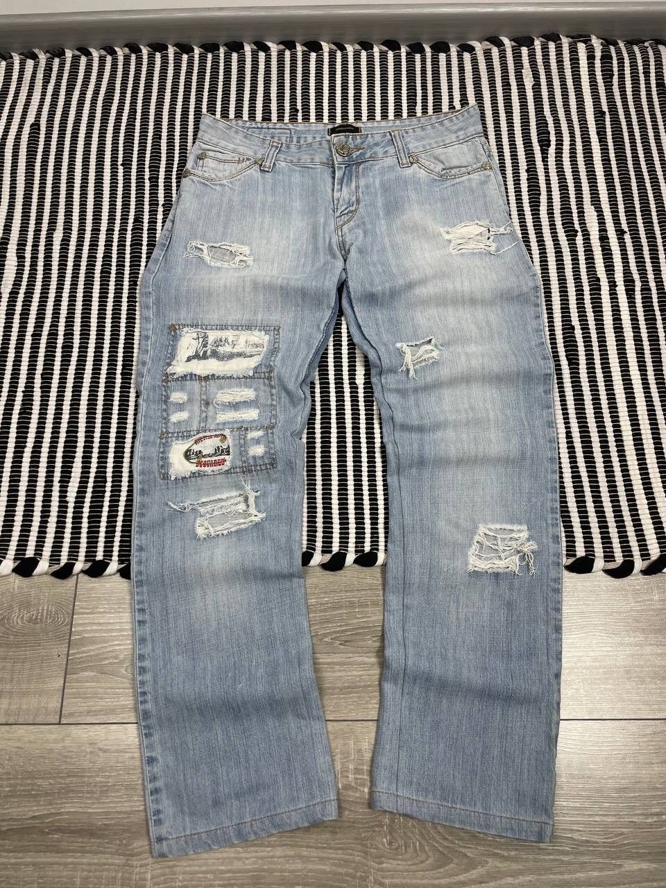 Dsquared2 Vintage Dsquared2 Distressed Cowboy Denim Jeans Y2K Size US 30 / EU 46 - 2 Thumbnail