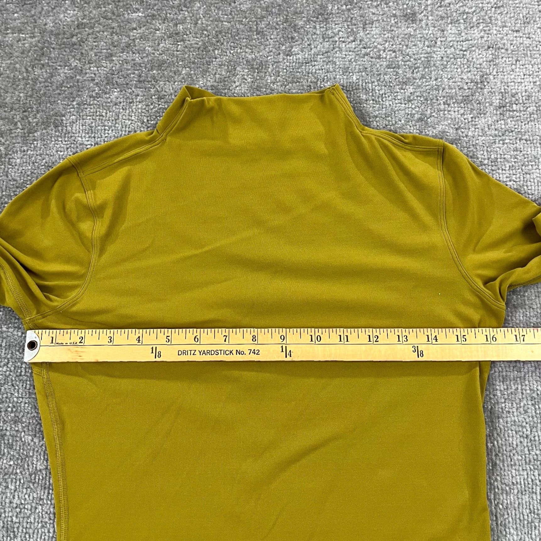 Lululemon LULULEMON Shirt Womens All Aligned Yellow Mock Neck L/S Size 4/6 Regular Size S / US 4 / IT 40 - 5 Thumbnail