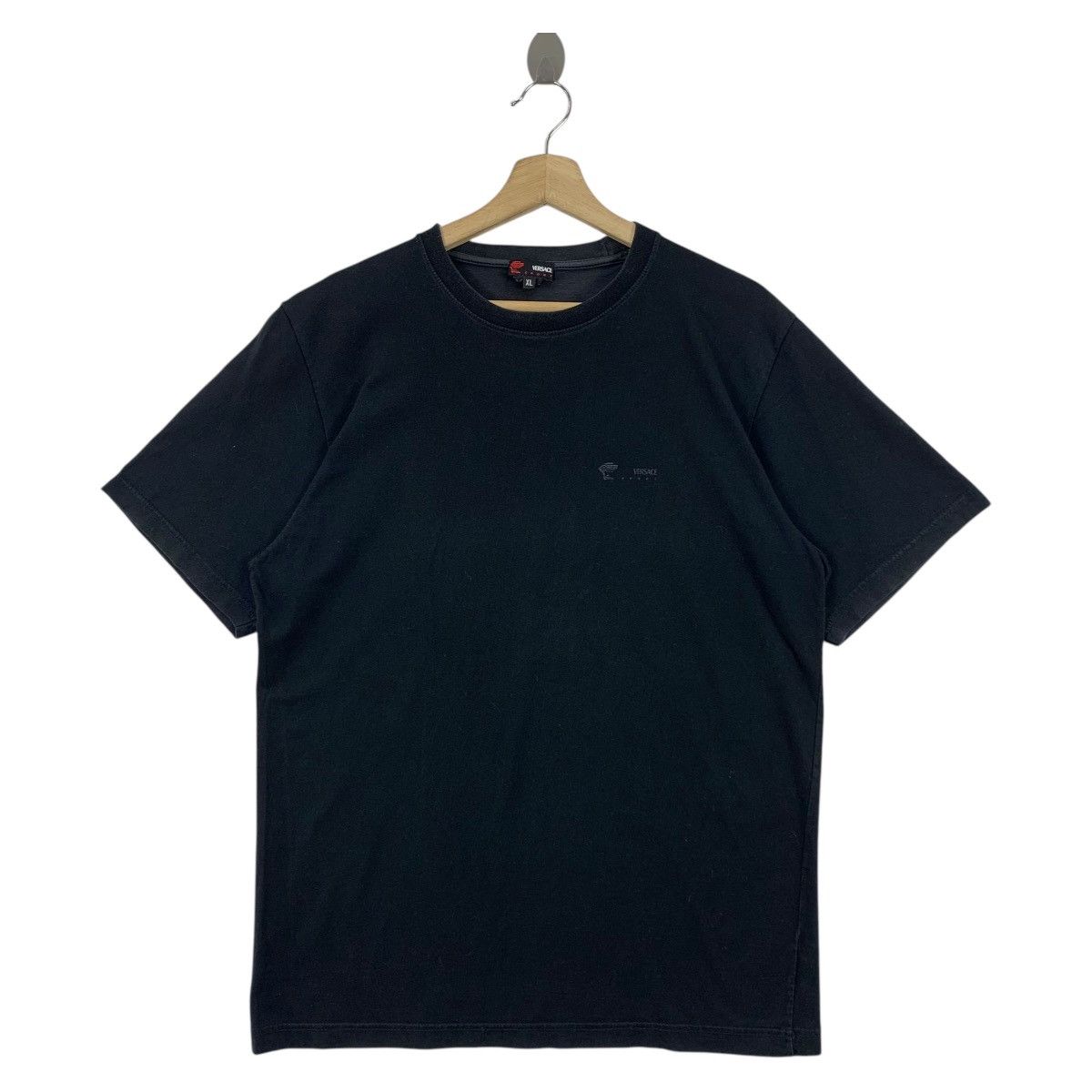 Designer × Versace Vintage VERSACE SPORT small logo simple design tee Size US XL / EU 56 / 4 - 1 Thumbnail