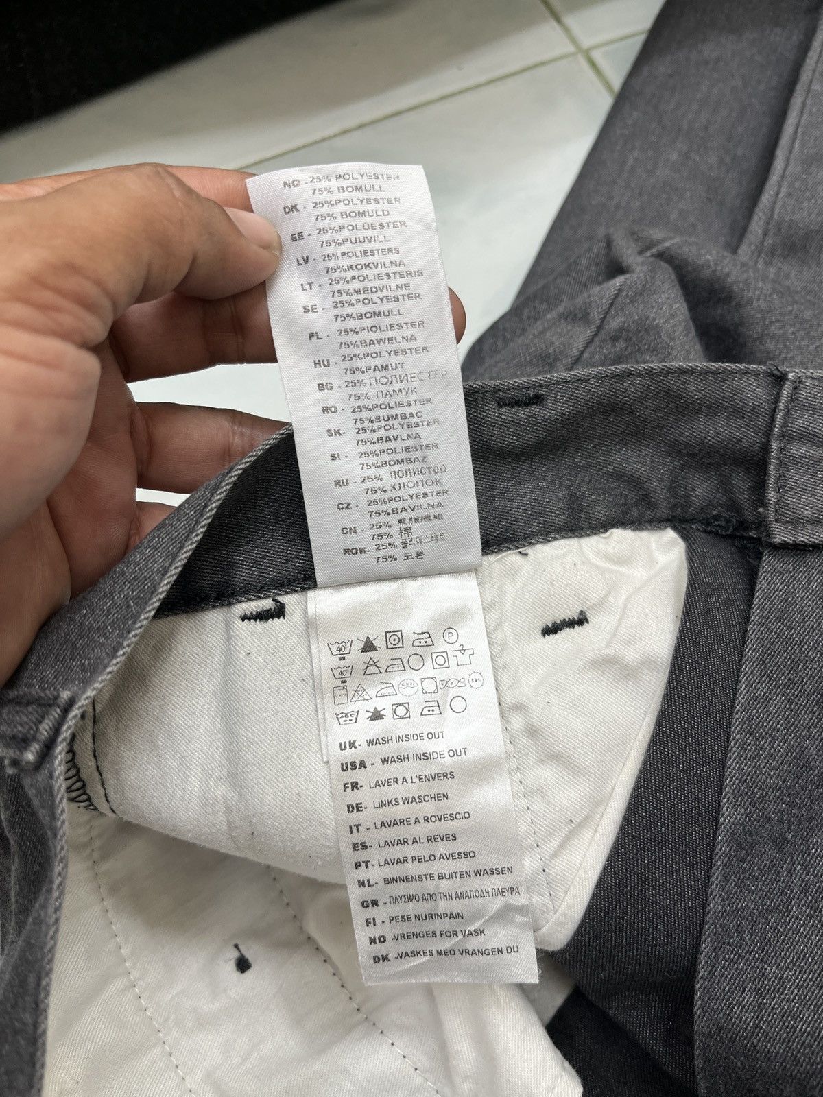 Carhartt 🔥🔥🔥STEALS CARHARTT SHORTS Size US 35 - 13 Thumbnail