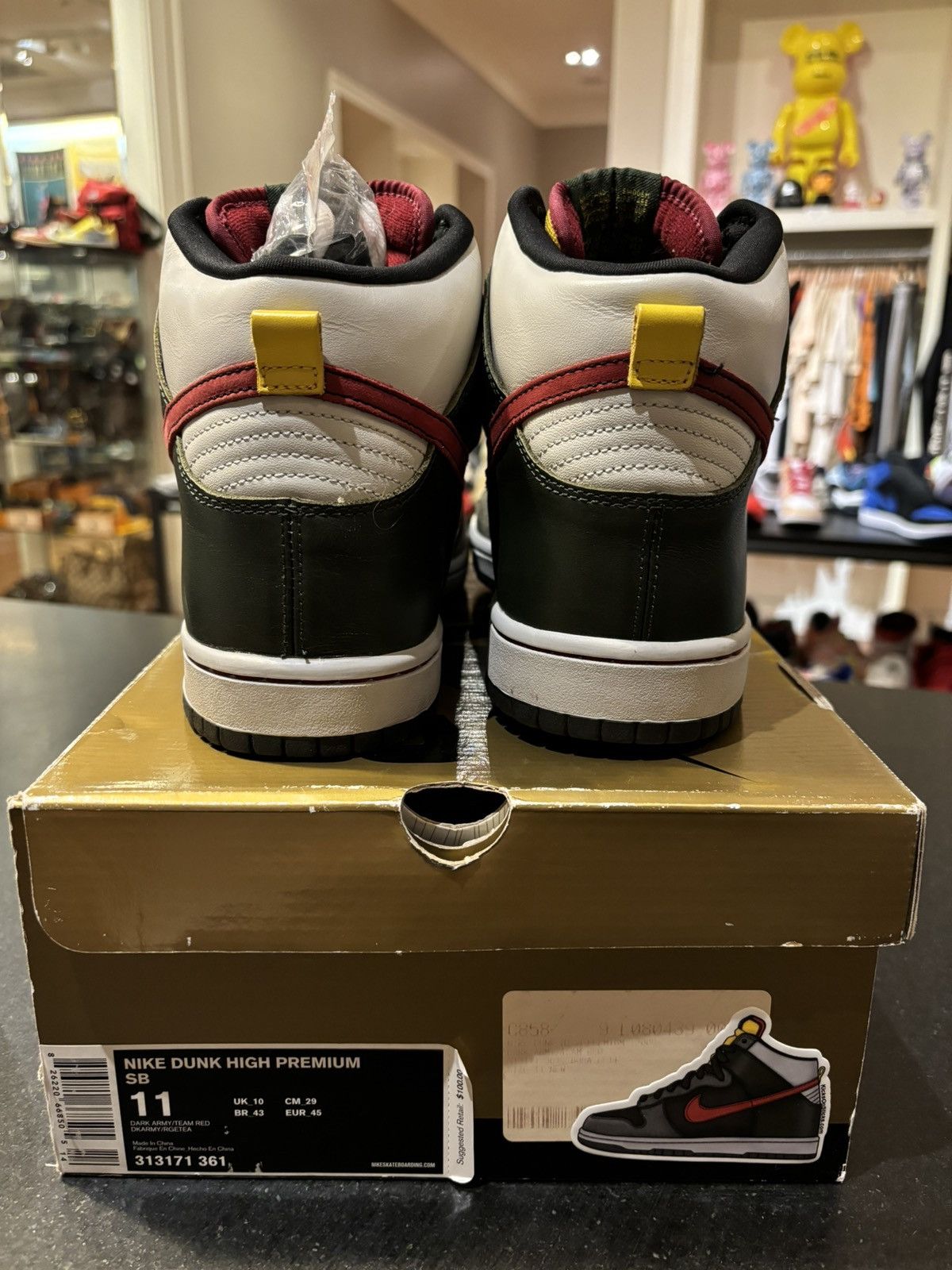 Nike Nike Dunk High Premium SB ‘Boba Fett’ Size US 11 / EU 44 - 6 Thumbnail