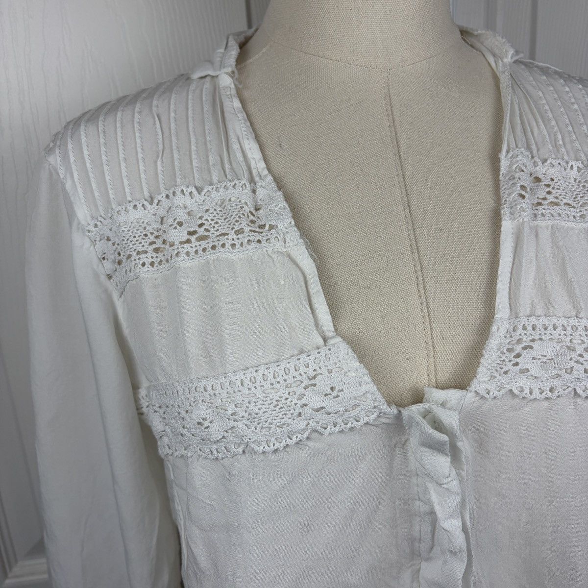 Other White floral crochet long sleeve blouse Size S / US 4 / IT 40 - 3 Thumbnail