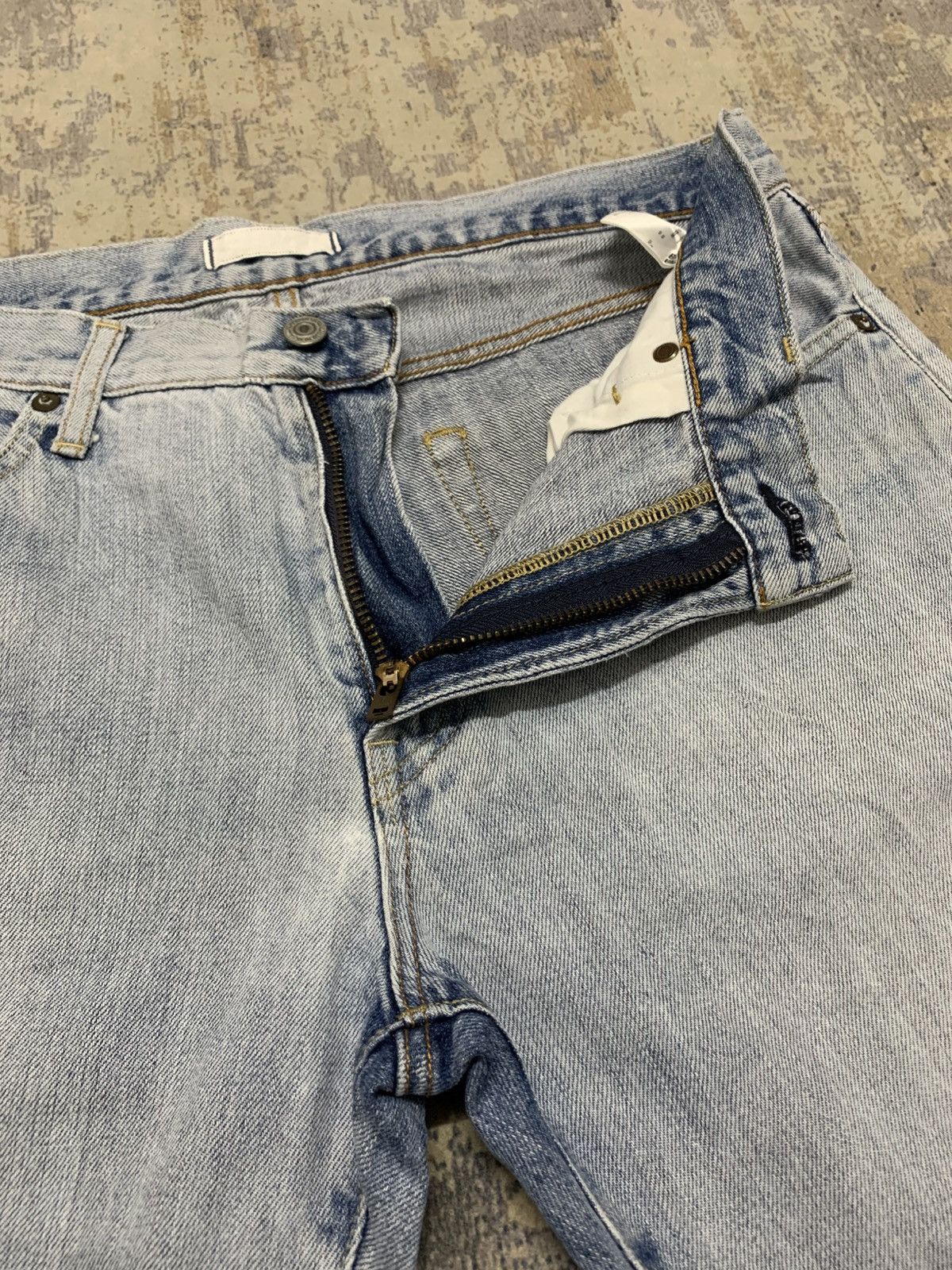 Japanese Brand Japanese Brand Uniqlo Blue Wash Distressed Jeans Size US 33 - 4 Thumbnail