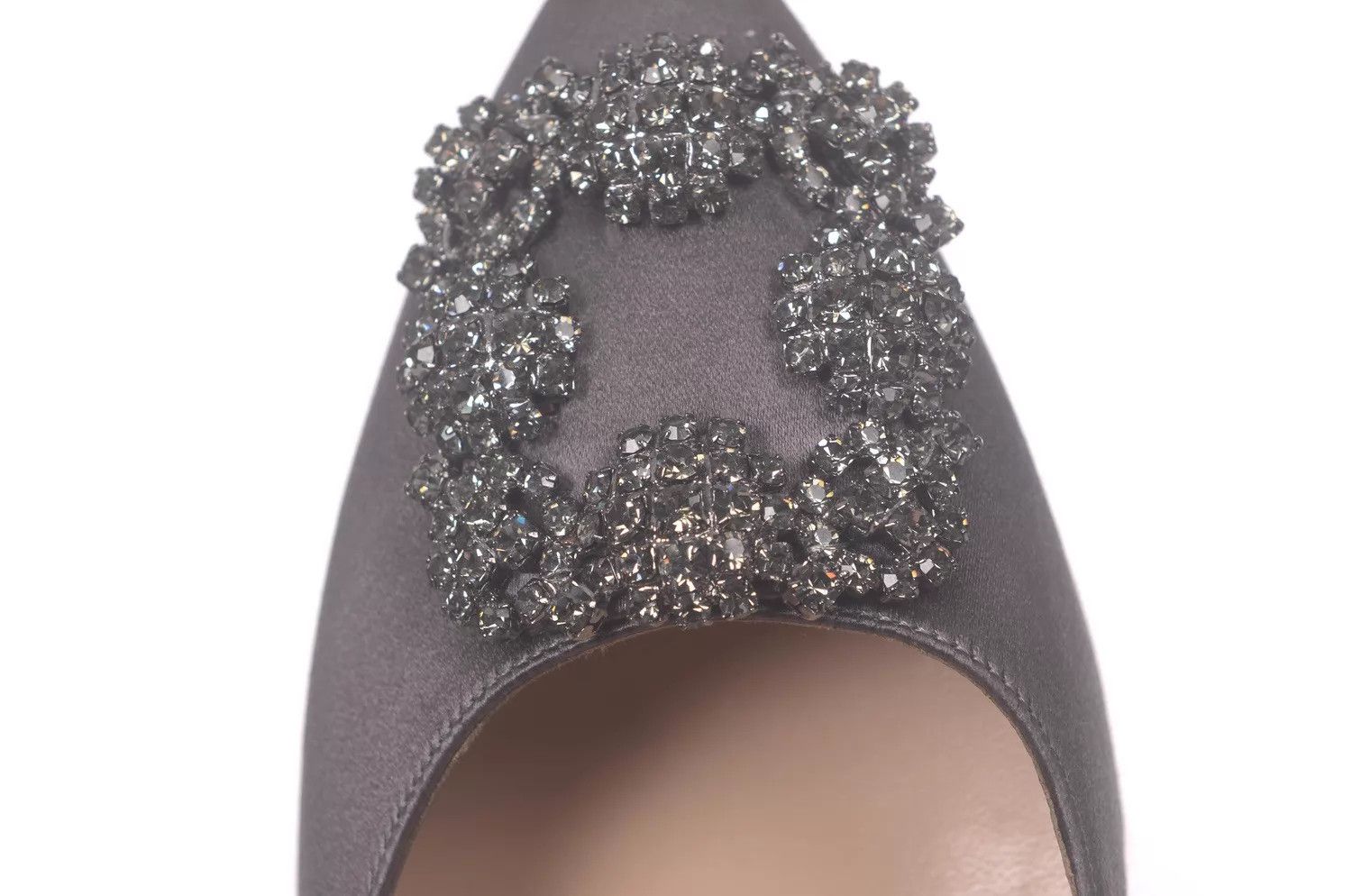 Manolo Blahnik Manolo Blahnik Satin Crystal Buckle Heels 37 Size US 6.5 / IT 36.5 - 5 Thumbnail