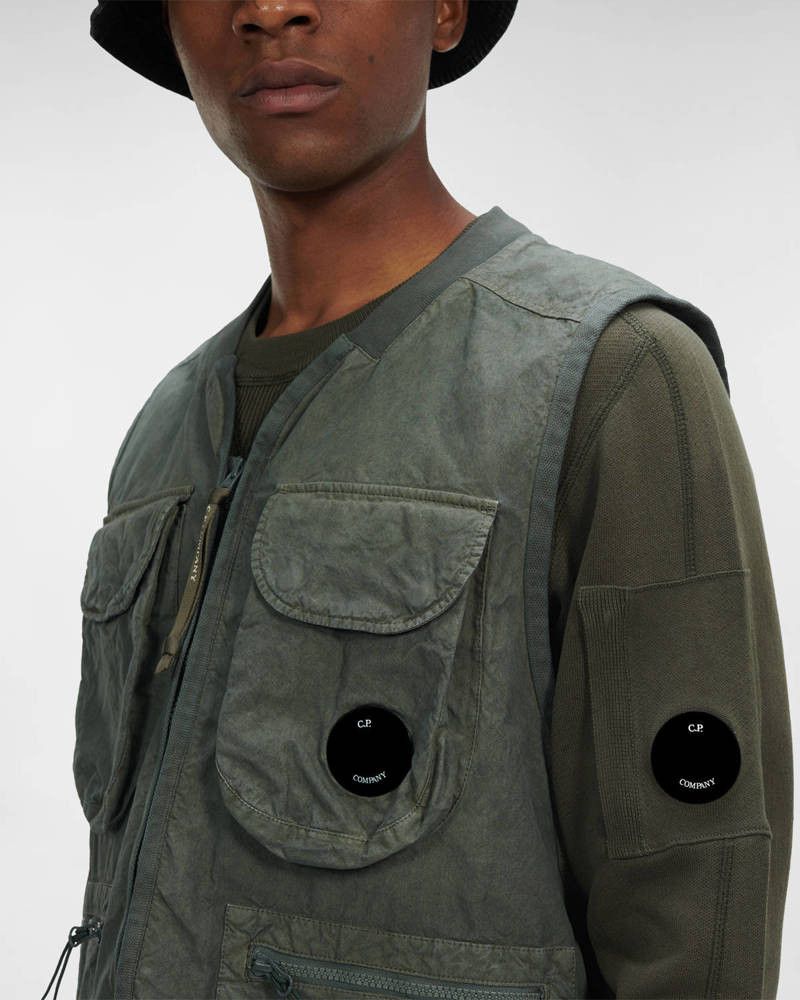 C.P. Company o1y1224 Vest in Military Green Size US M / EU 48-50 / 2 - 6 Thumbnail