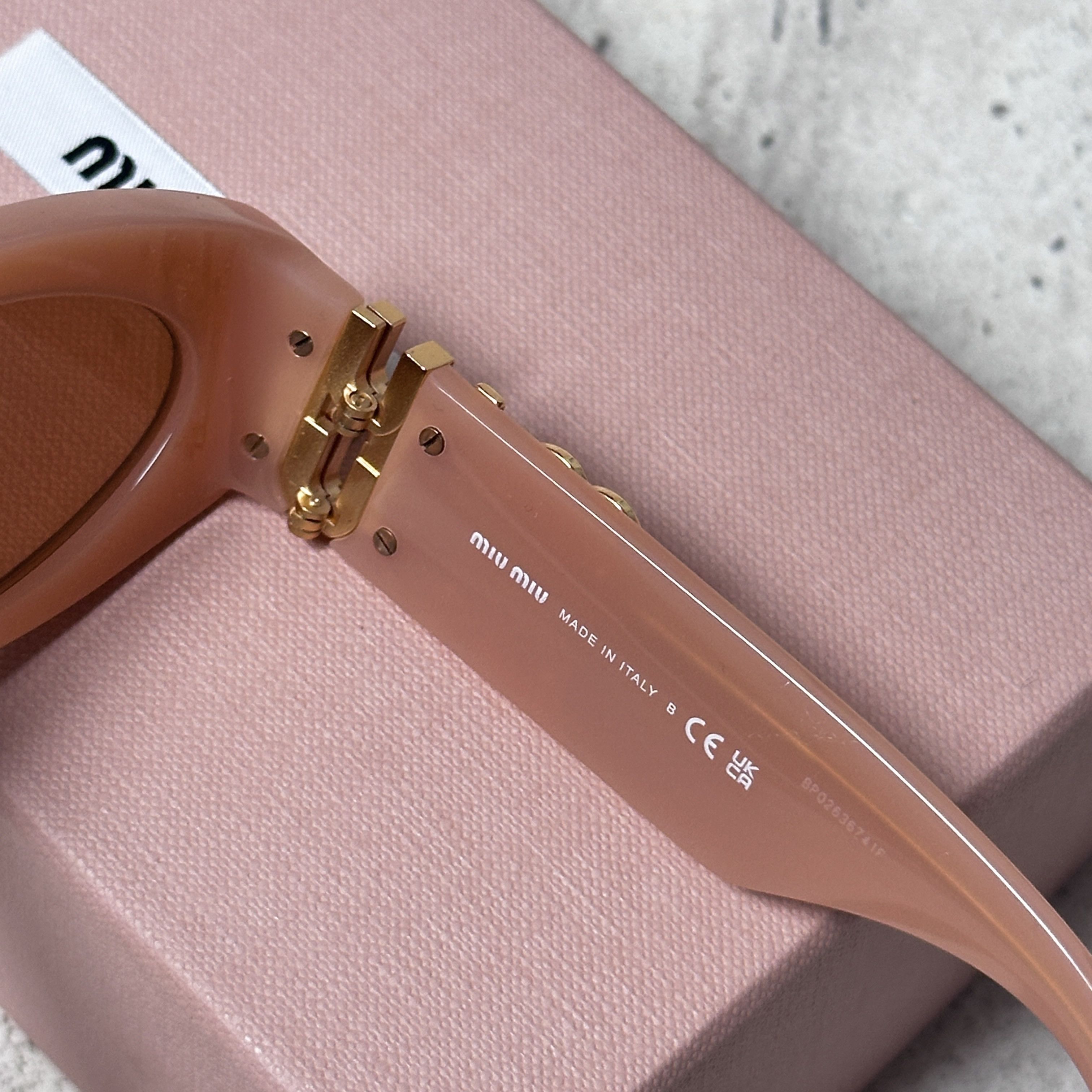 Miu Miu MIU MIU 0MU 11WS 14H2Z1 SUNGLASSES Size ONE SIZE - 6 Thumbnail
