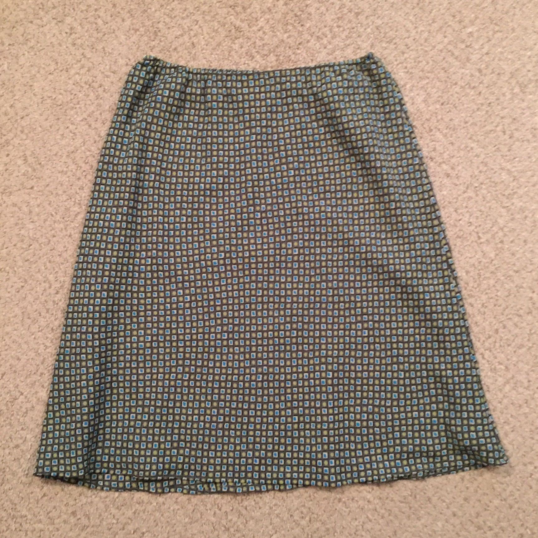 Worthington Worthington Skirt Knee Length A-Line Green Geometric 16 Elastic Waste Lined Polyester Womens Size 38" / US 16 / IT 52 - 7 Thumbnail