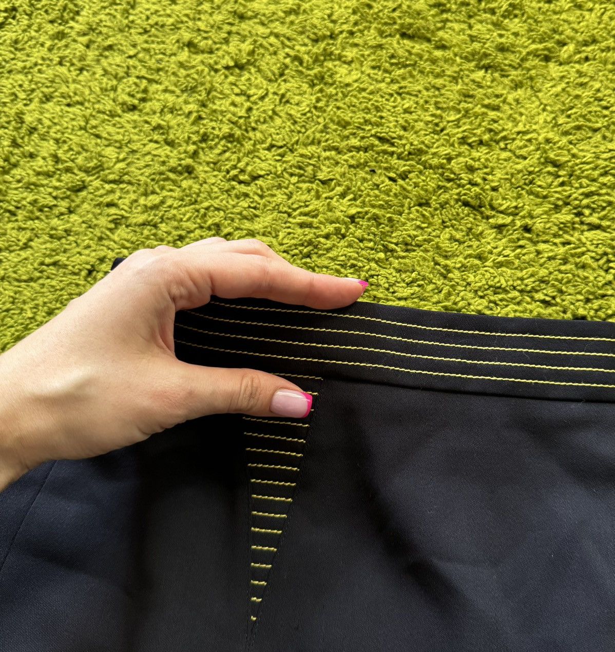 Escada × Escada Sport × Vintage Escada 90s vintage wool midi skirt Size 26" / US 2 / IT 38 - 3 Thumbnail