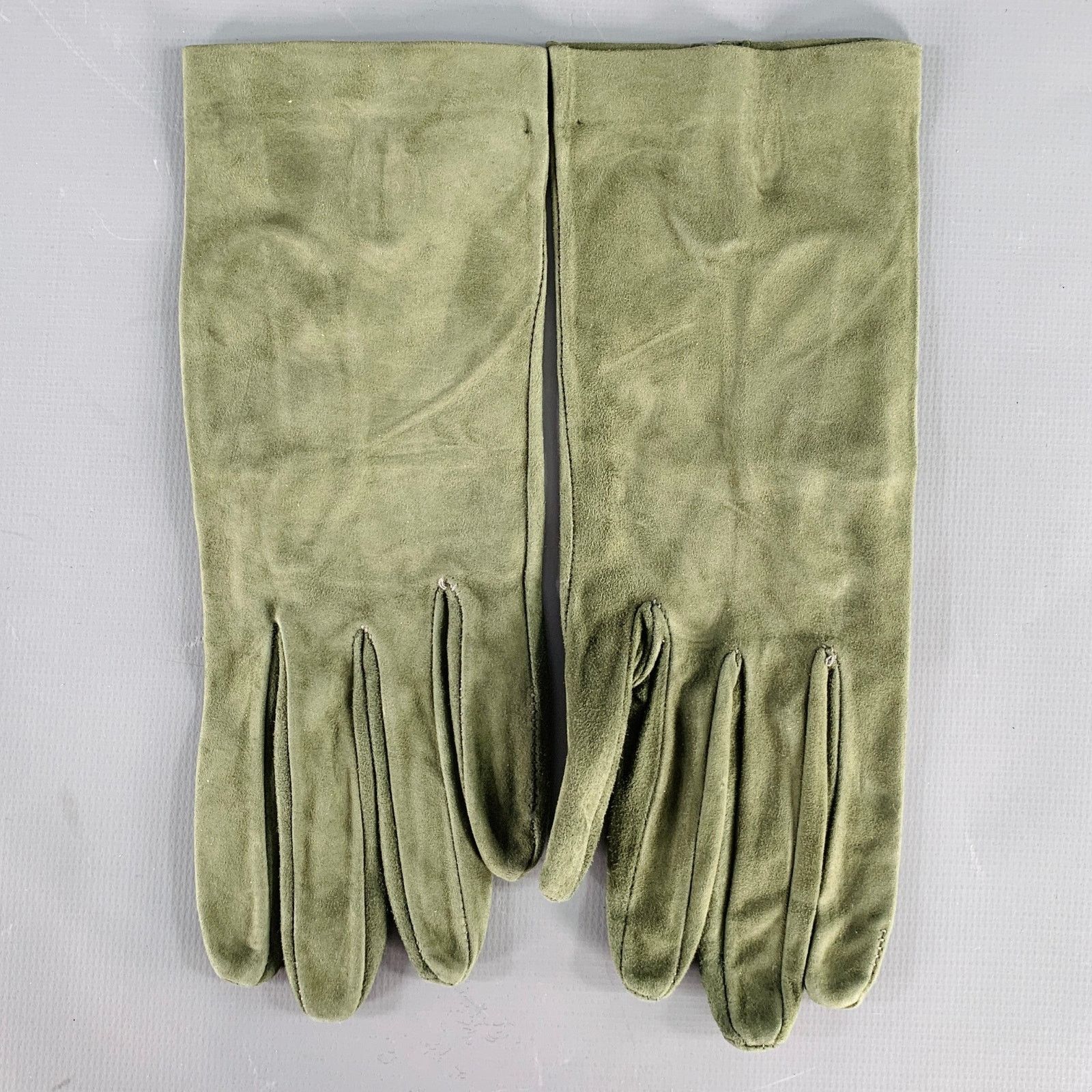 VINTAGE Size 6.5 Green Suede Gloves