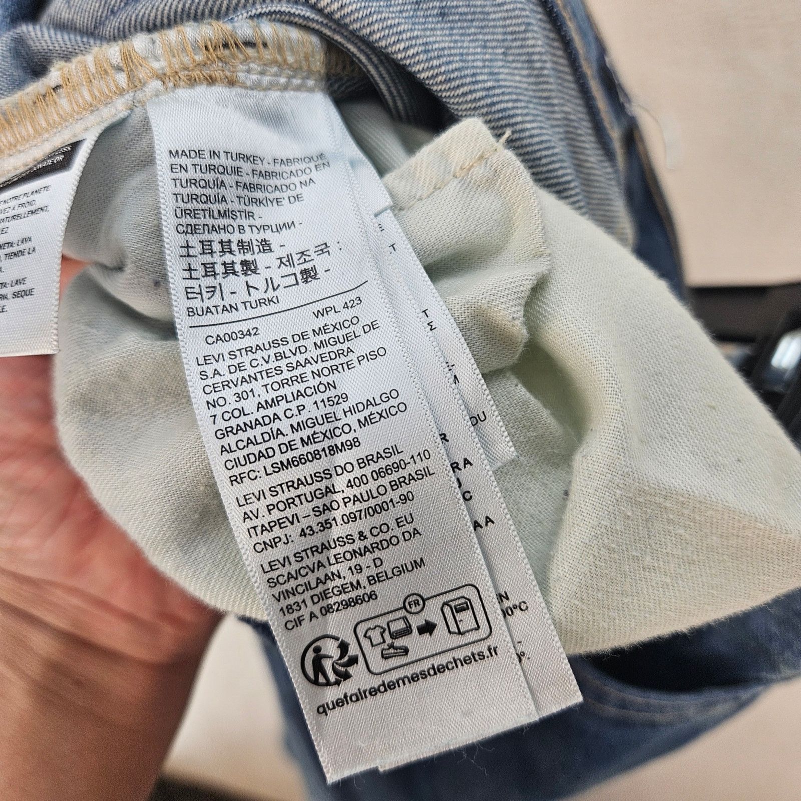 Levi's Made & Crafted LEVI'S MADE & CRAFTED WOMEN'S 28 BARREL HIGH RISE JEANS Size 28" / US 6 / IT 42 - 8 Thumbnail