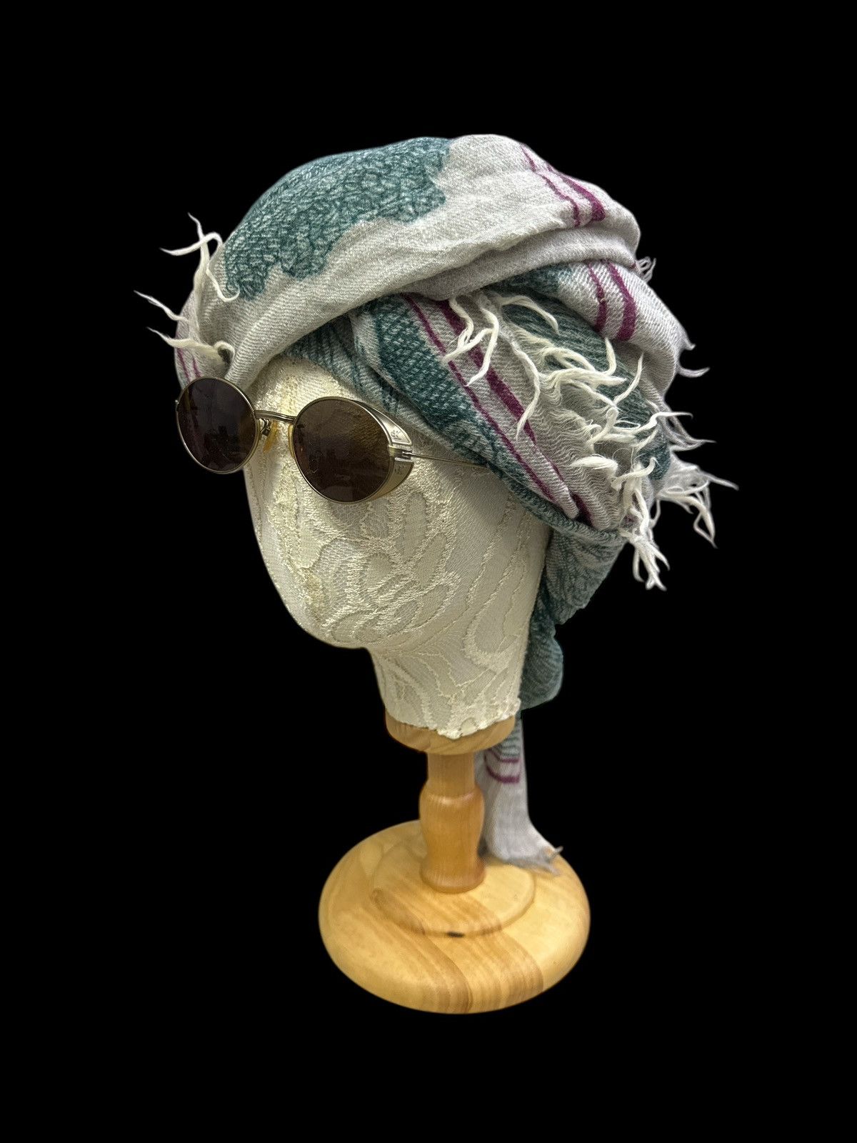 Handmade INOUITOOSH HISTORE D'UN VOYAGE WOOL STOLE SCARF Size ONE SIZE - 3 Thumbnail