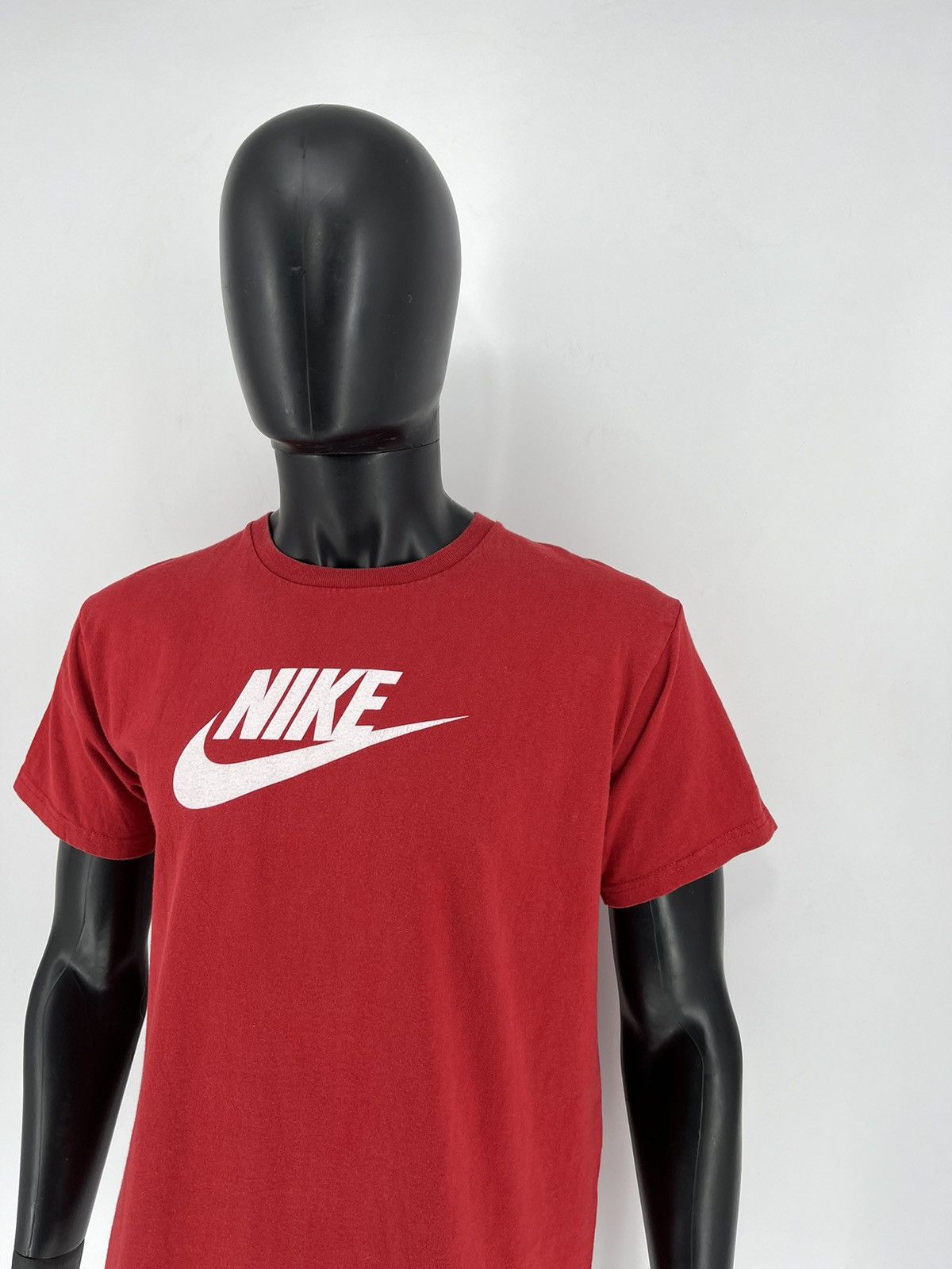 Nike × Vintage Vintage Y2K Nike Center Swoosh Logo T-Shirt Size US L / EU 52-54 / 3 - 4 Thumbnail