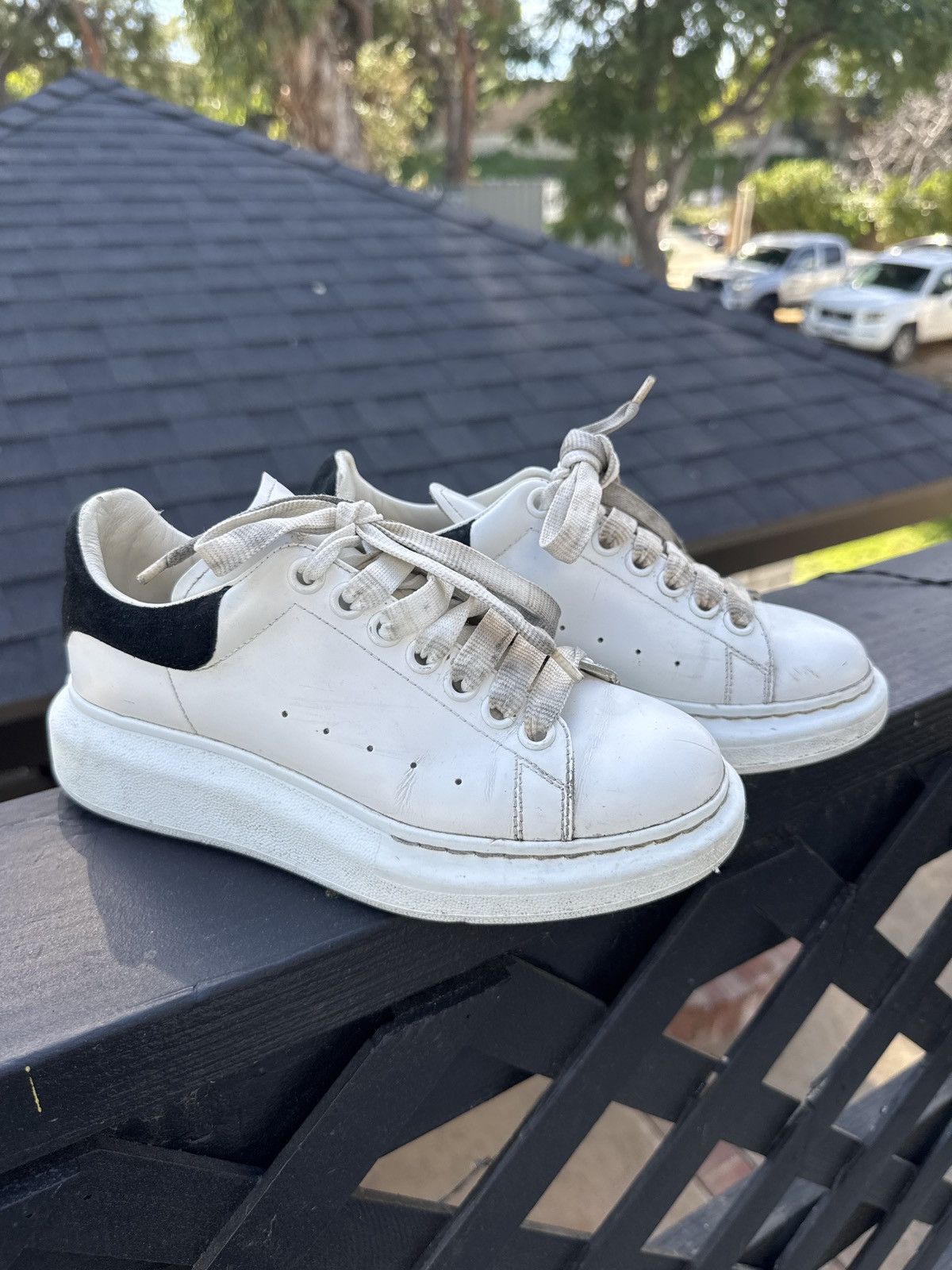 Alexander McQueen White Alexandar McQueen low top Size US 6.5 / IT 36.5 - 1 Thumbnail
