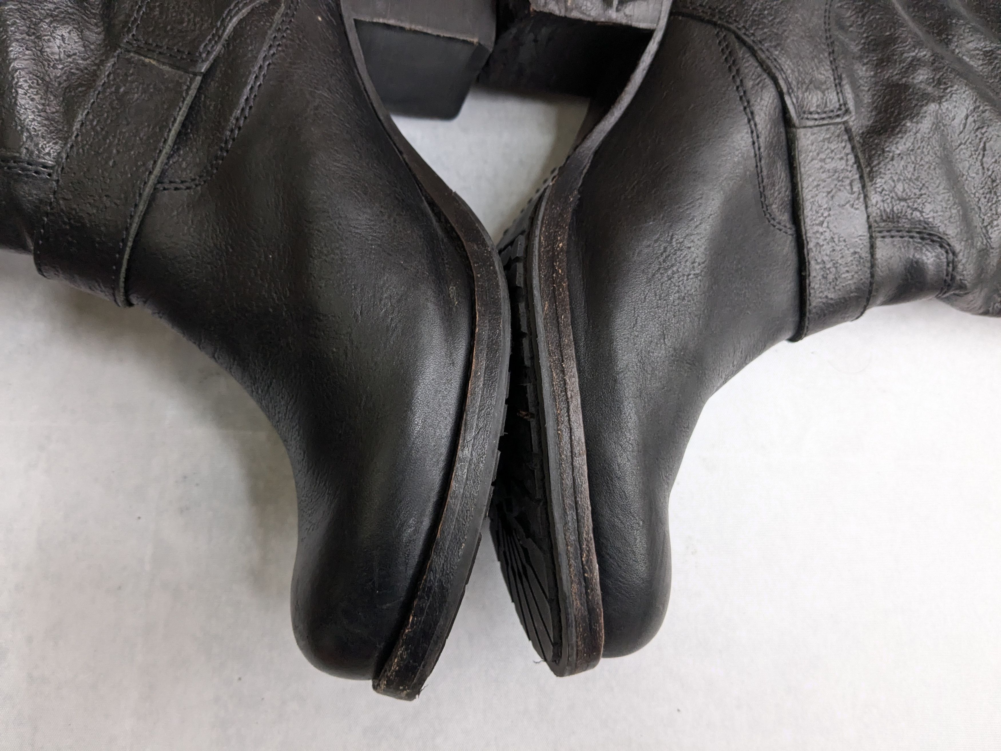 Frye Frye Engineer Boots Black Leather 7 Leather Buckle Size US 7 / EU 40 - 11 Thumbnail