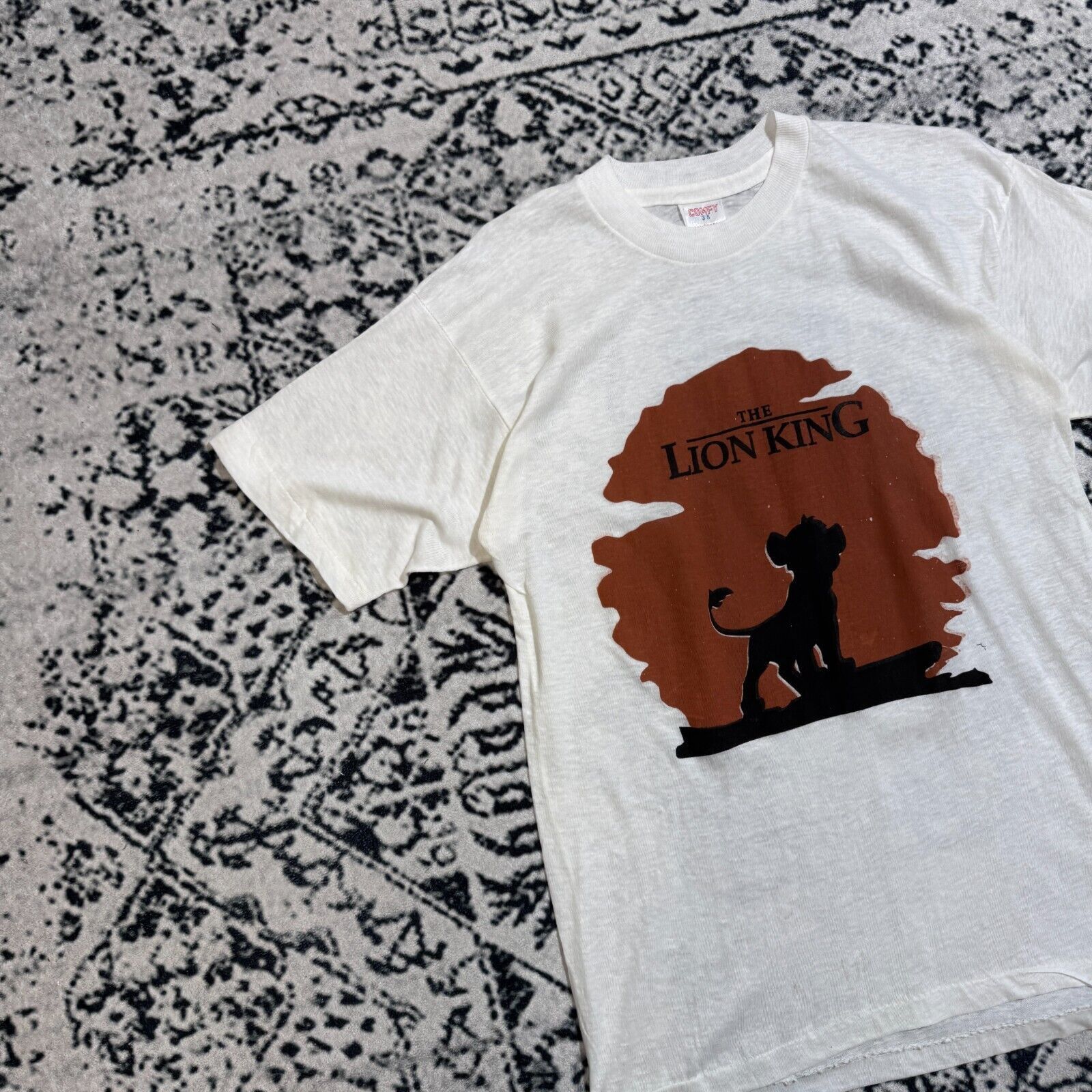 Vintage Vintage Unisex White Cotton T-Shirt Size S The Lion King 90s Size US S / EU 44-46 / 1 - 4 Thumbnail