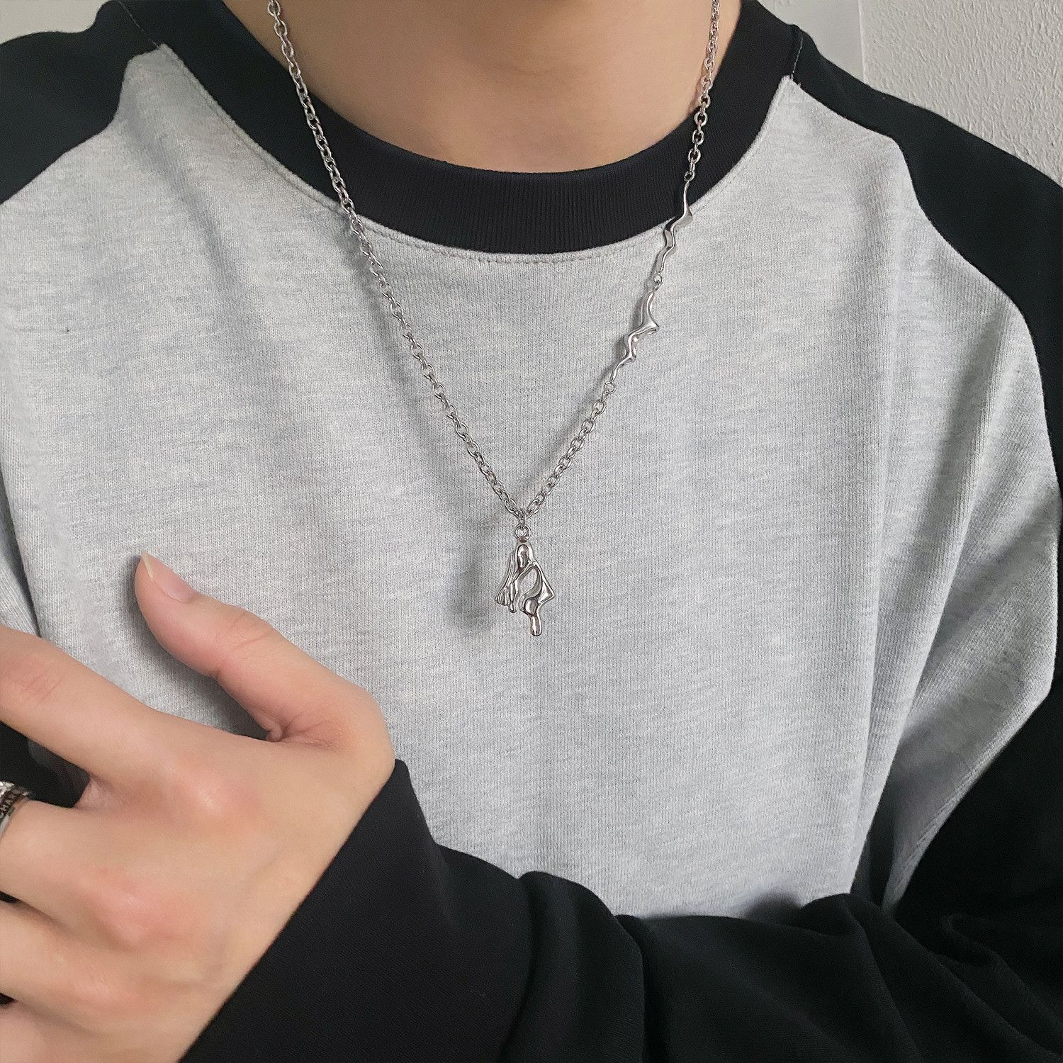 Other Dark STEAL! Y2K Chains Necklace Chain Size ONE SIZE - 1 Thumbnail