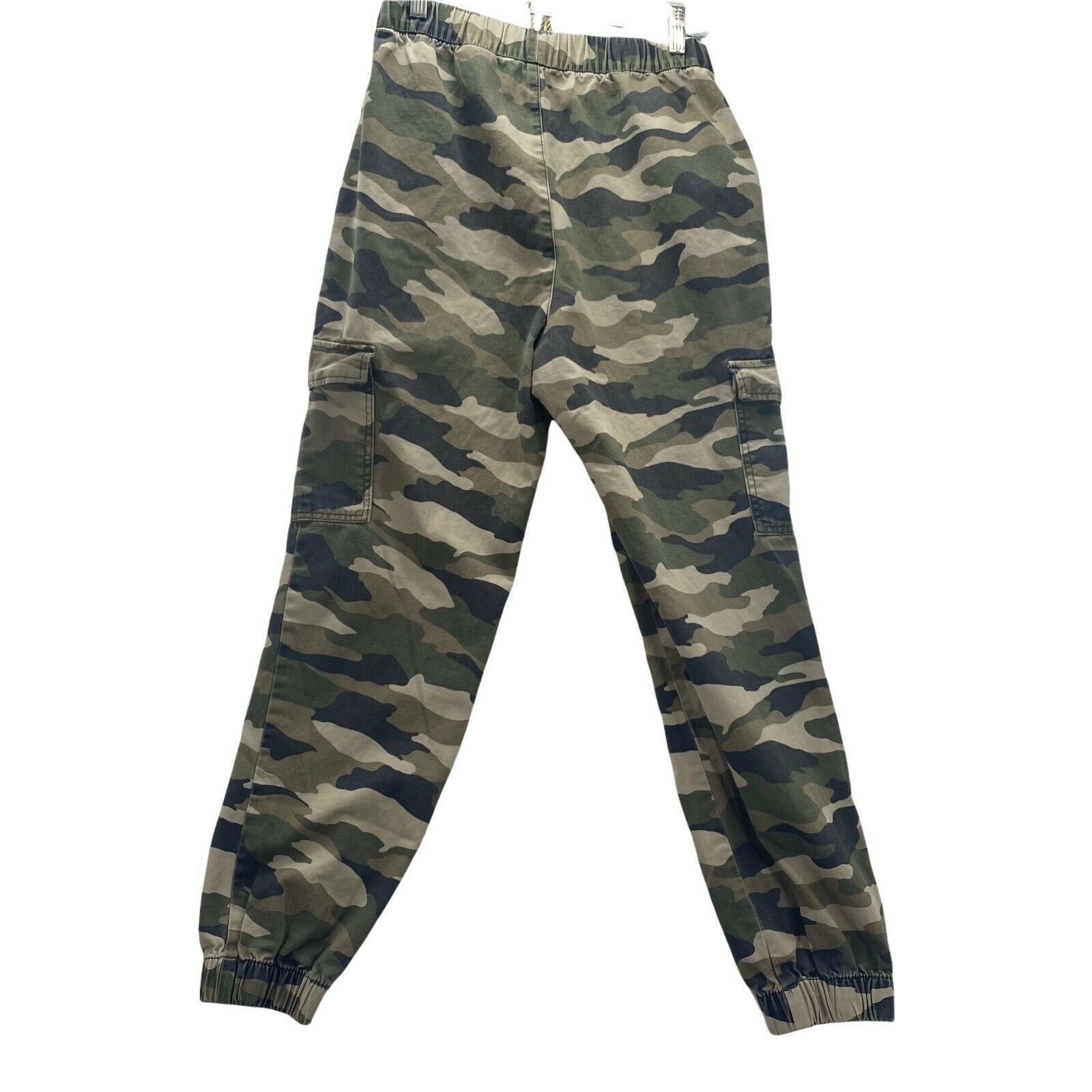 H&M H&M Divided Women's Cargo Joggers Size 6 Green Camo Pants Size 28" / US 6 / IT 42 - 4 Thumbnail