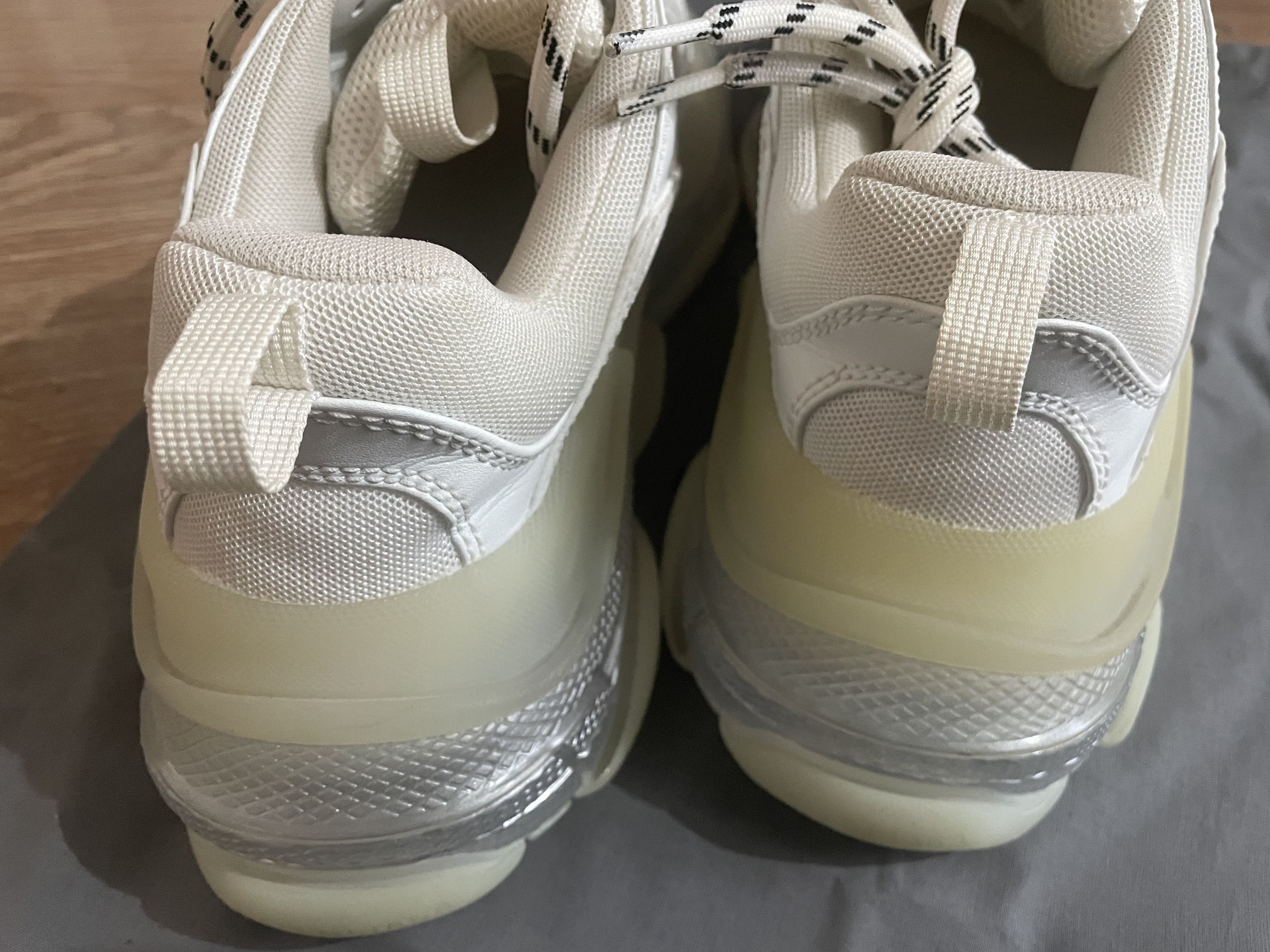 Balenciaga Balenciaga Triple S Womens UK Size 7 Lace-Up Trainers Size US 7 / IT 37 - 4 Thumbnail