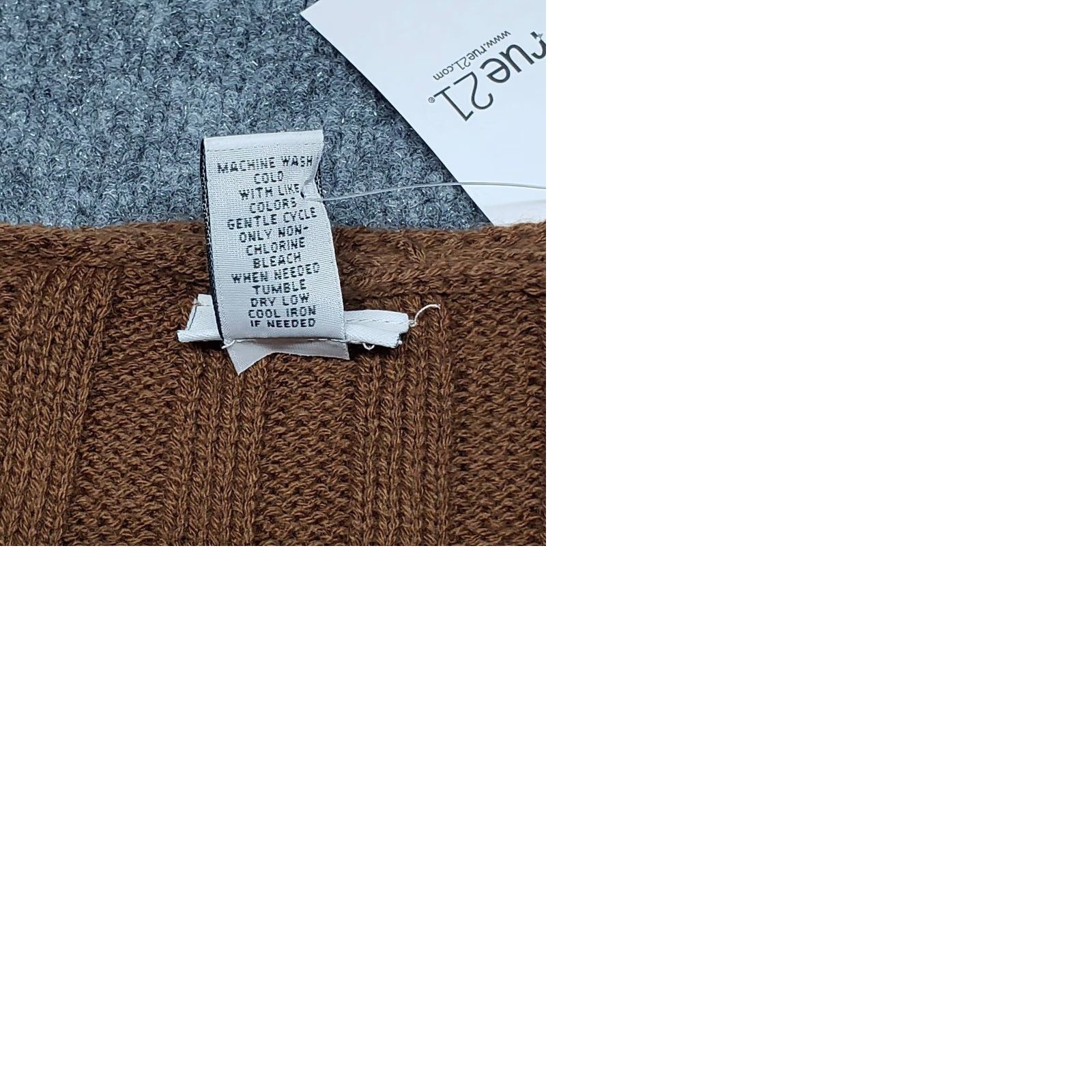 Vintage Rue21 Sweater Womens S Brown Long Sleeve Distressed Edges V-Neck Pullover New Size S / US 4 / IT 40 - 9 Thumbnail