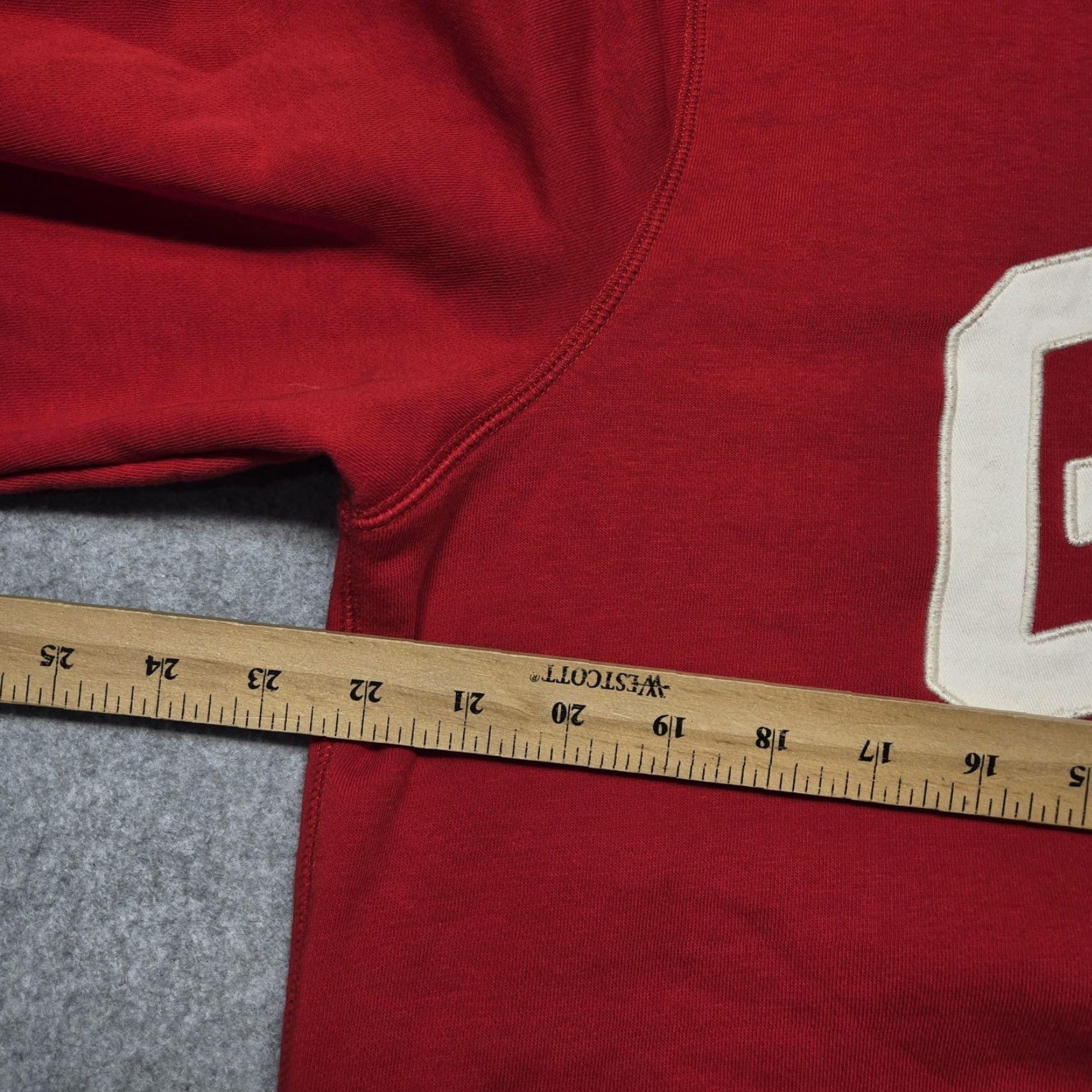Gap VINTAGE Gap Sweatshirt Mens L Red Pullover Fleece Heavyweight Graphic Logo Embroidered Size US L / EU 52-54 / 3 - 7 Thumbnail