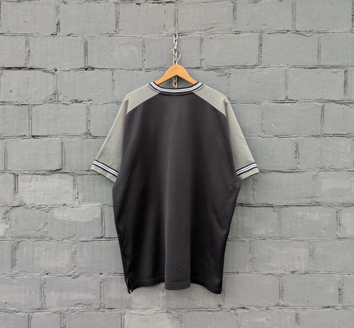 Nike Nike Jersey T-Shirt Embroidered Logo Vintage Black Blockcore Size US XL / EU 56 / 4 - 2 Thumbnail