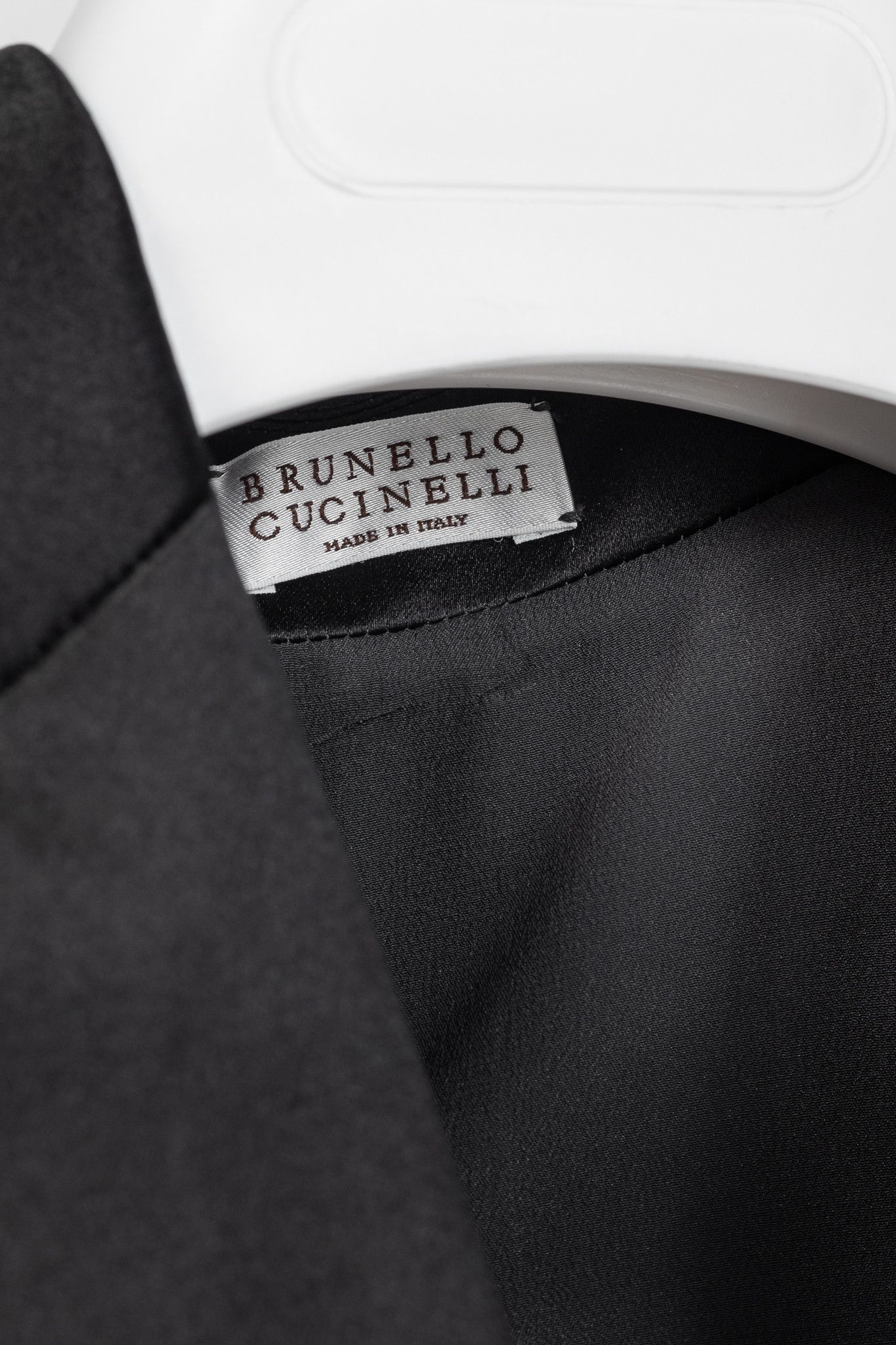 Brunello Cucinelli Brunello Cucinelli Grey Stretch-Wool Satin-Lapel Jumpsuit Size 28" / US 6 / IT 42 - 4 Thumbnail