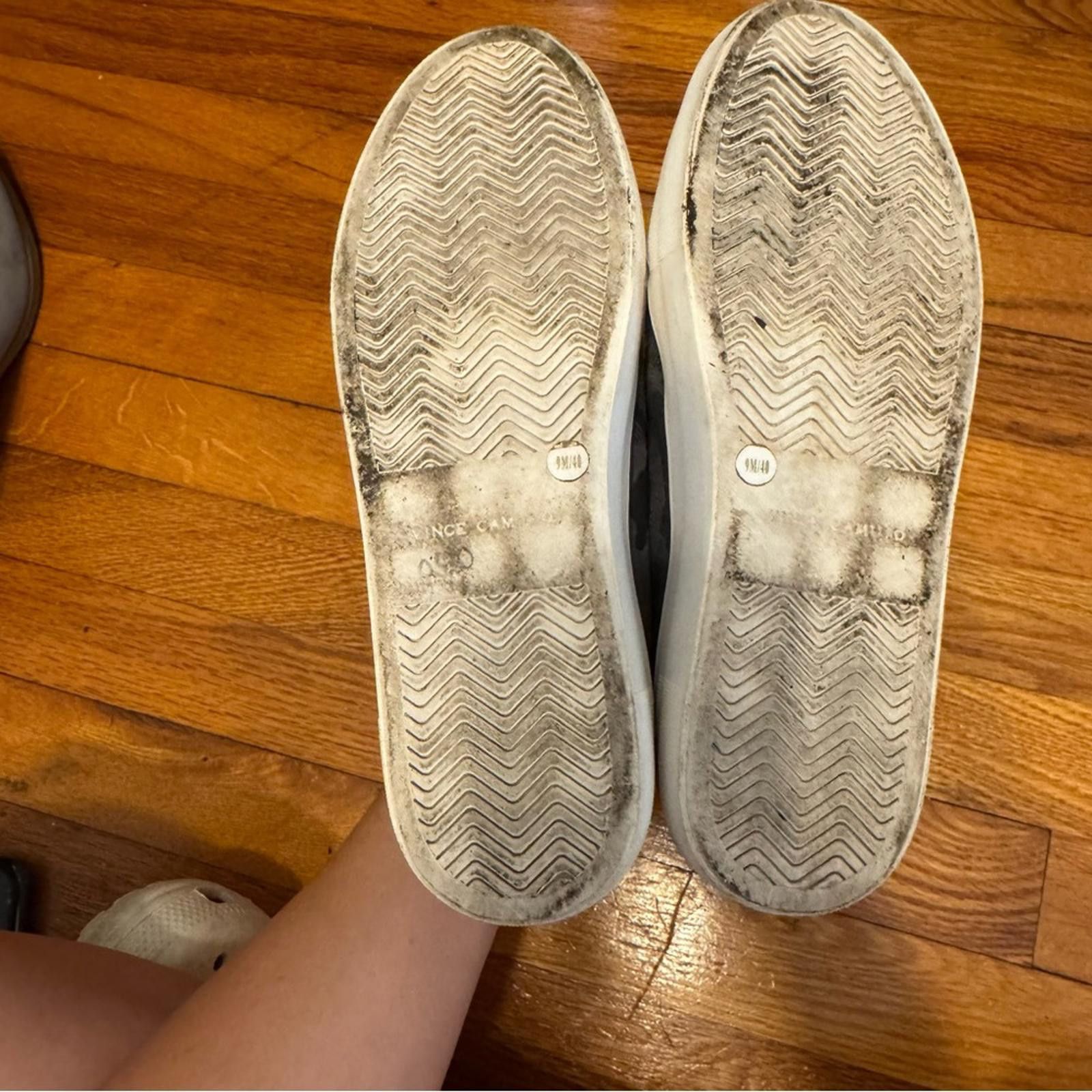 Vince Camuto Vince Camuto Camouflage Slip-On Shoes Size 9 Size US 9 / IT 39 - 4 Thumbnail
