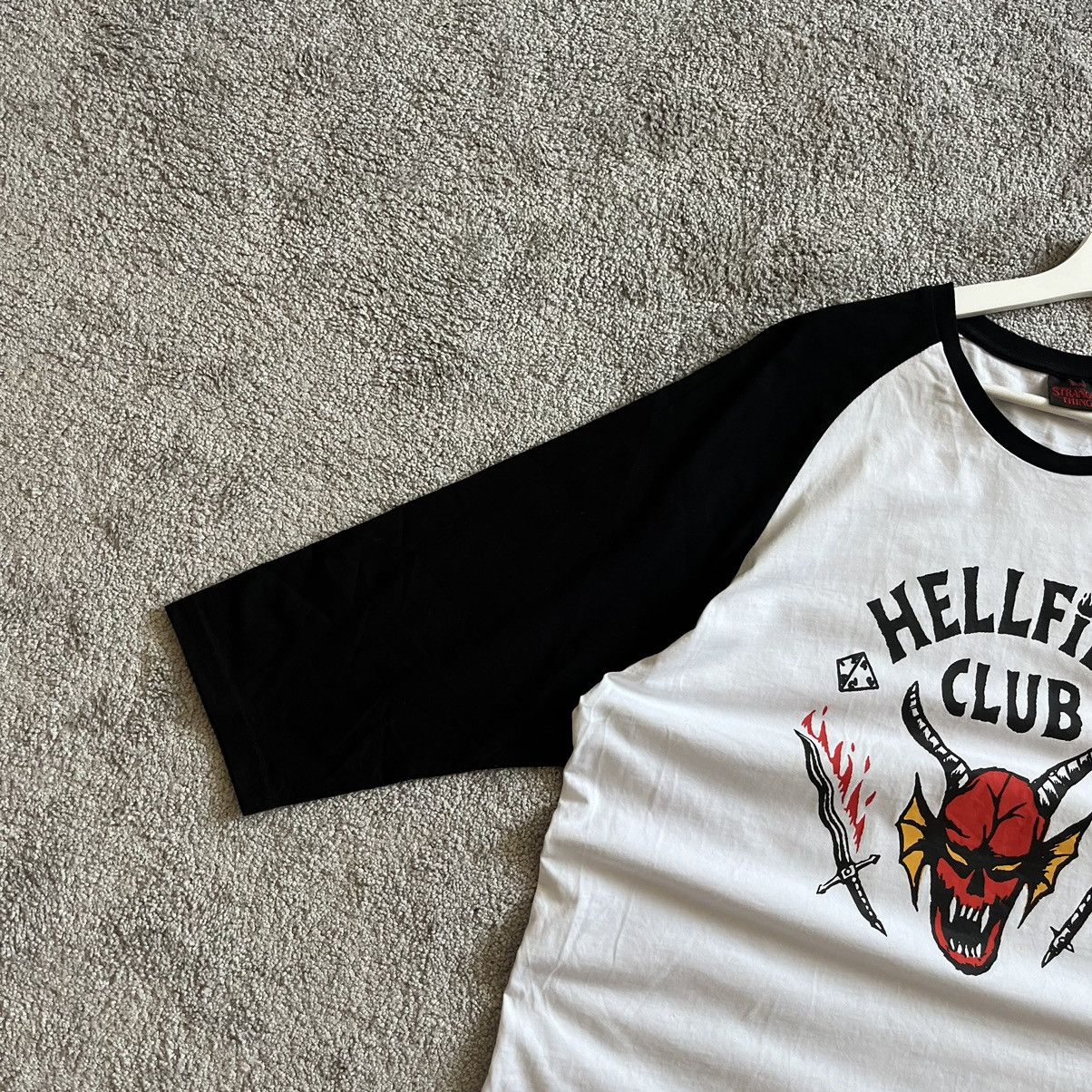 Band Tees The Stranger Things Hellfire Club 3/4 Longsleeve Size US XL / EU 56 / 4 - 2 Thumbnail