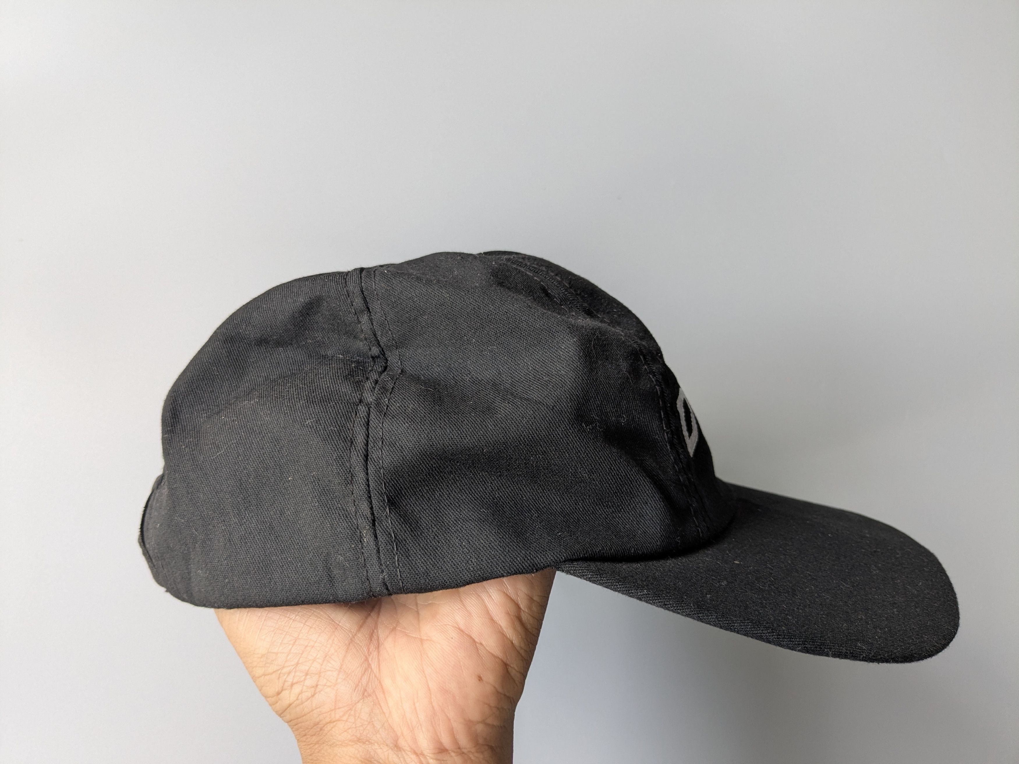 DKNY Vintage DKNY cap made in usa Size ONE SIZE - 2 Thumbnail