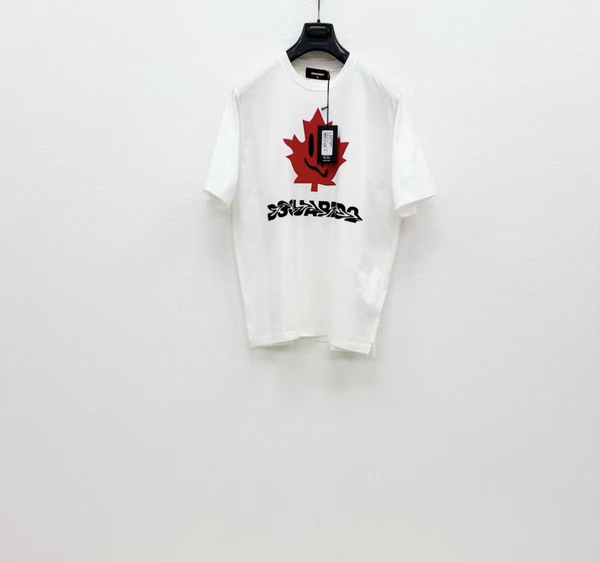 Dsquared2 DSQUARED2 100% Cotton Relaxed Fit Short Sleeve T-shirt J30 Size US M / EU 48-50 / 2 - 2 Thumbnail