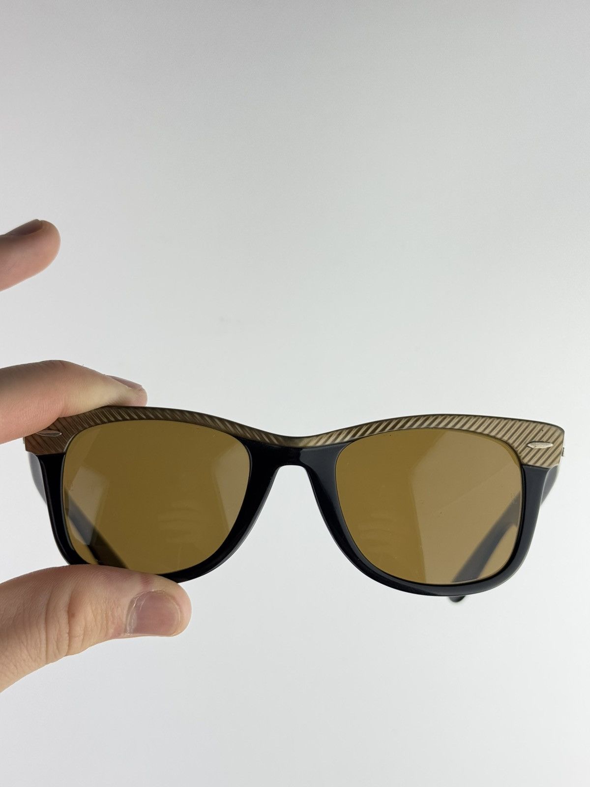 RayBan Vintage 80s Ray-Ban Wayfarer Black Gold Sunglasses B&L 5022 Size ONE SIZE - 3 Thumbnail