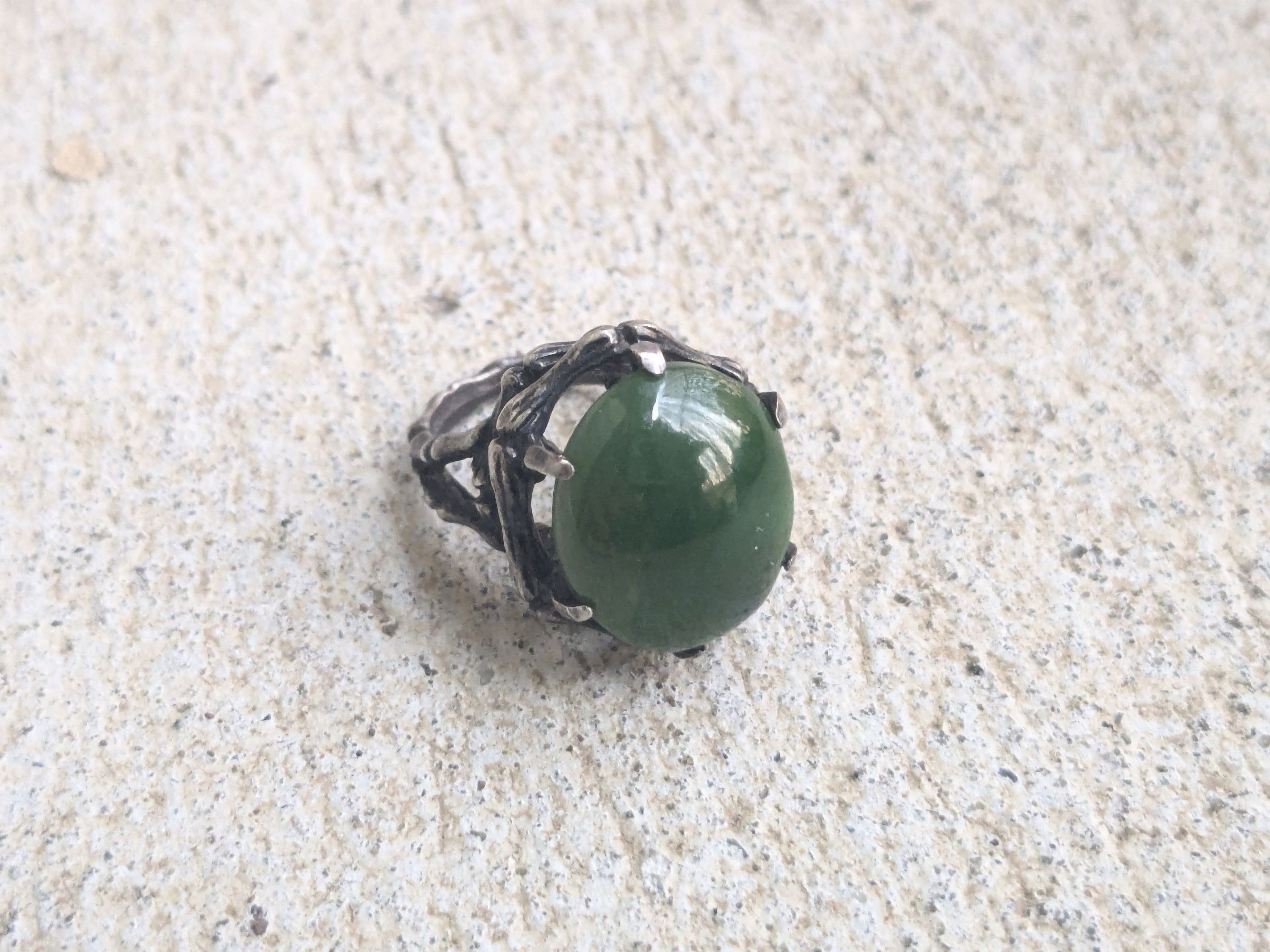 Vintage Vintage Sterling Silver Ring Green Jade 5.25 Brutalist Size ONE SIZE - 1 Thumbnail