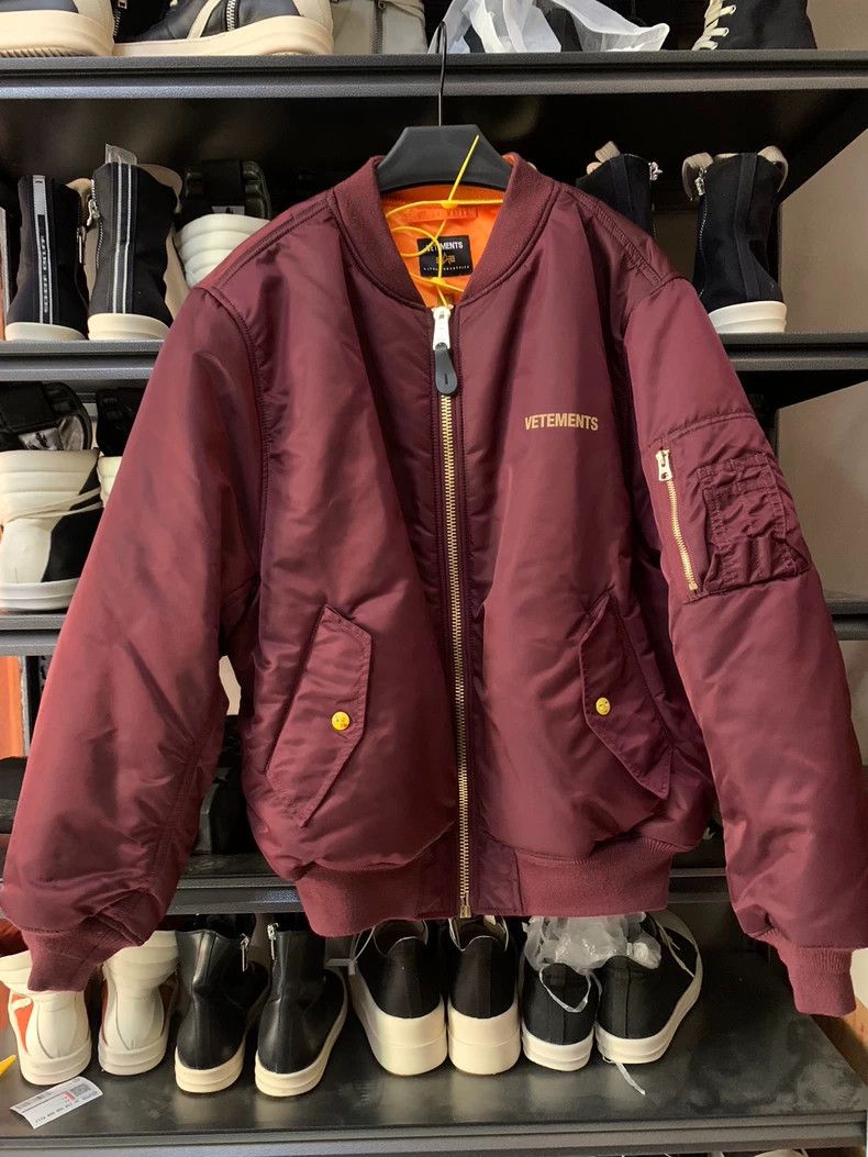 Vetements vetements Burgundy cotton-padded jacket 2501-Nextarrow Size US S / EU 44-46 / 1 - 2 Thumbnail