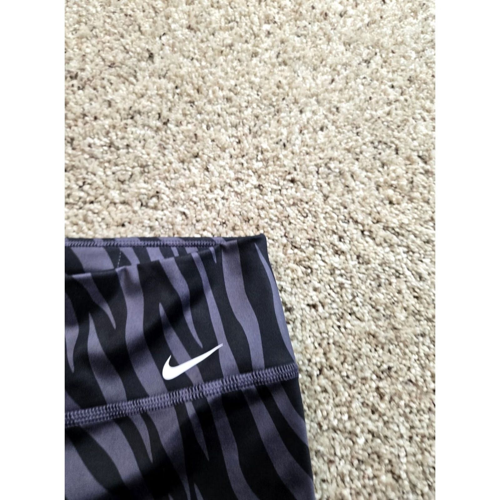 Nike Nike Icon Clash Shorts Womens XL Purple Zebra Dri-FIT 7"L CZ9207-573 Size 40" / US 18 - 3 Thumbnail