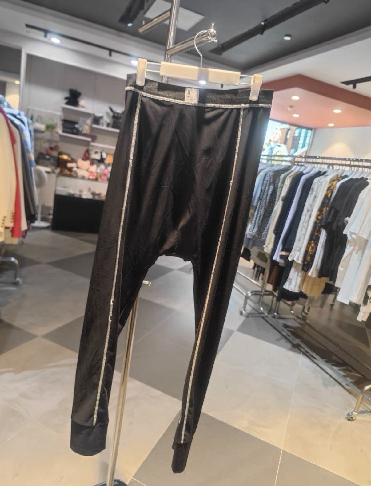 11 By Boris Bidjan Saberi 11 BY BORIS BIDJAN SABERI Black Base Layer Long Pants Size US 36 / EU 52 - 2 Thumbnail