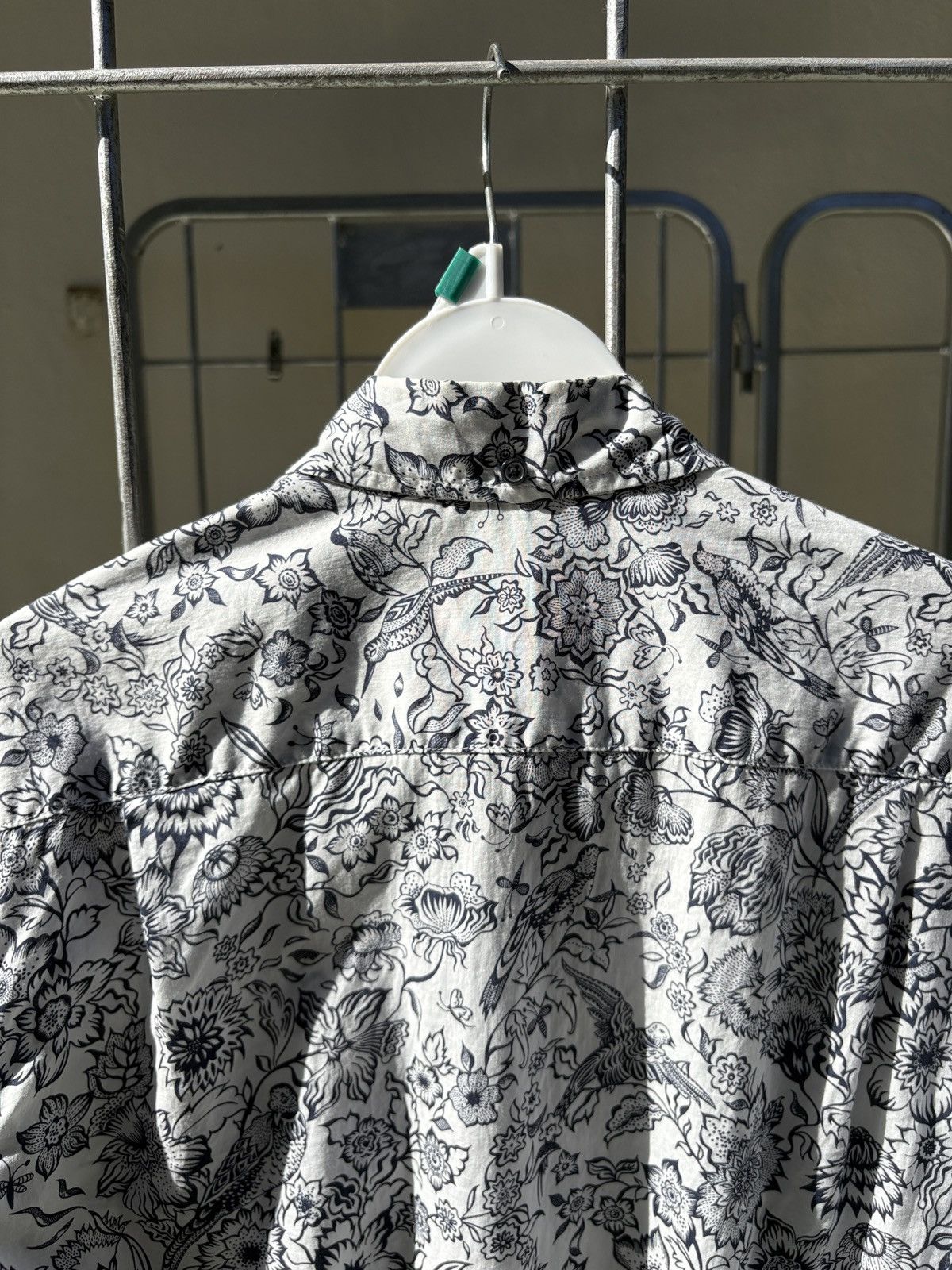 Supreme Supreme printed white shirt Size US S / EU 44-46 / 1 - 11 Thumbnail