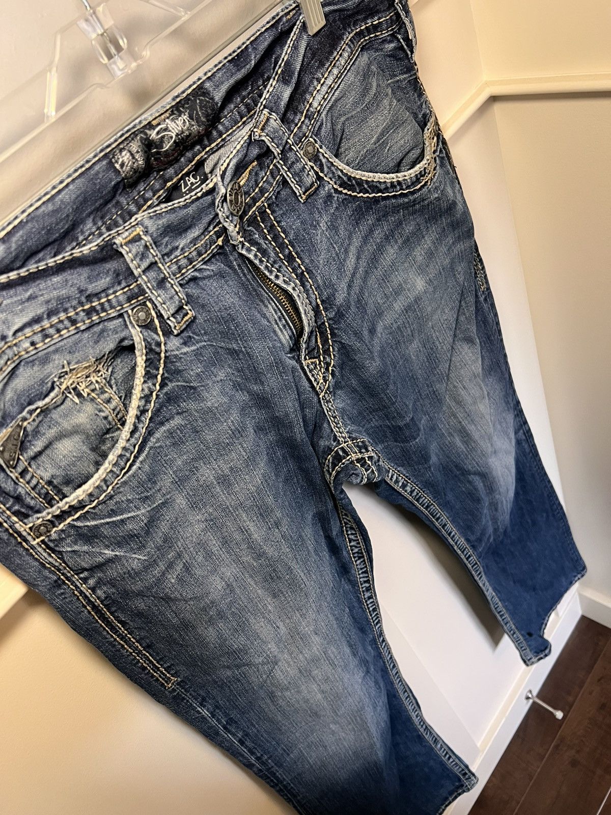 Silver Jeans Co. Vintage Silver bootcut 6 pocket contrast stitch faded jeans Size US 34 / EU 50 - 7 Thumbnail