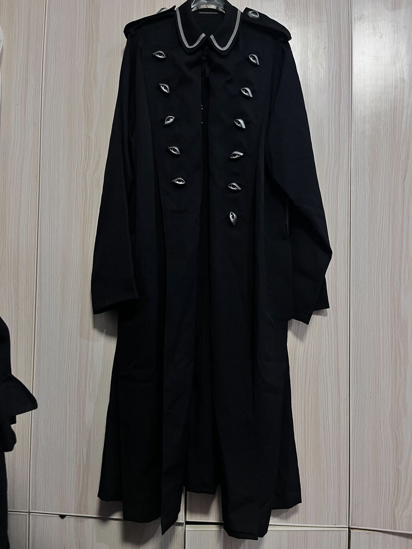 Yohji Yamamoto Yohji Yamamoto Embroidered Eye Coat Size L / US 10 / IT 46 - 1 Thumbnail