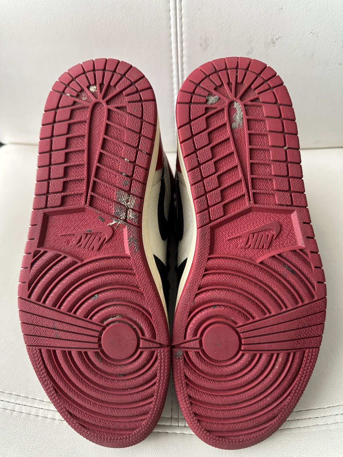 Jordan Brand Jordan 1 bred toe Size US 7.5 / EU 40-41 - 5 Thumbnail