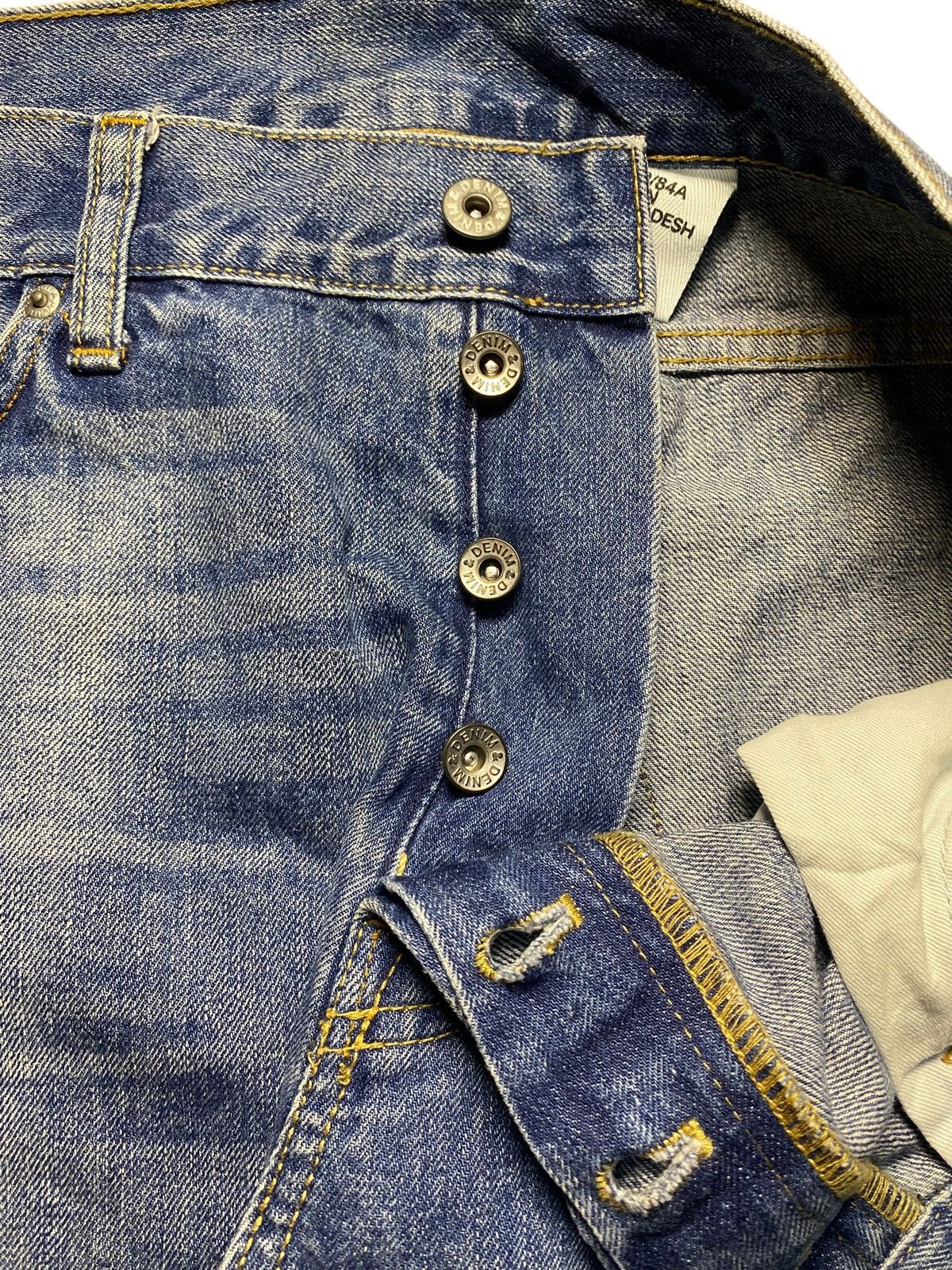 Japanese Brand Vintage Japan Brand &Denim Distressed Style Jeans Size US 36 / EU 52 - 9 Thumbnail