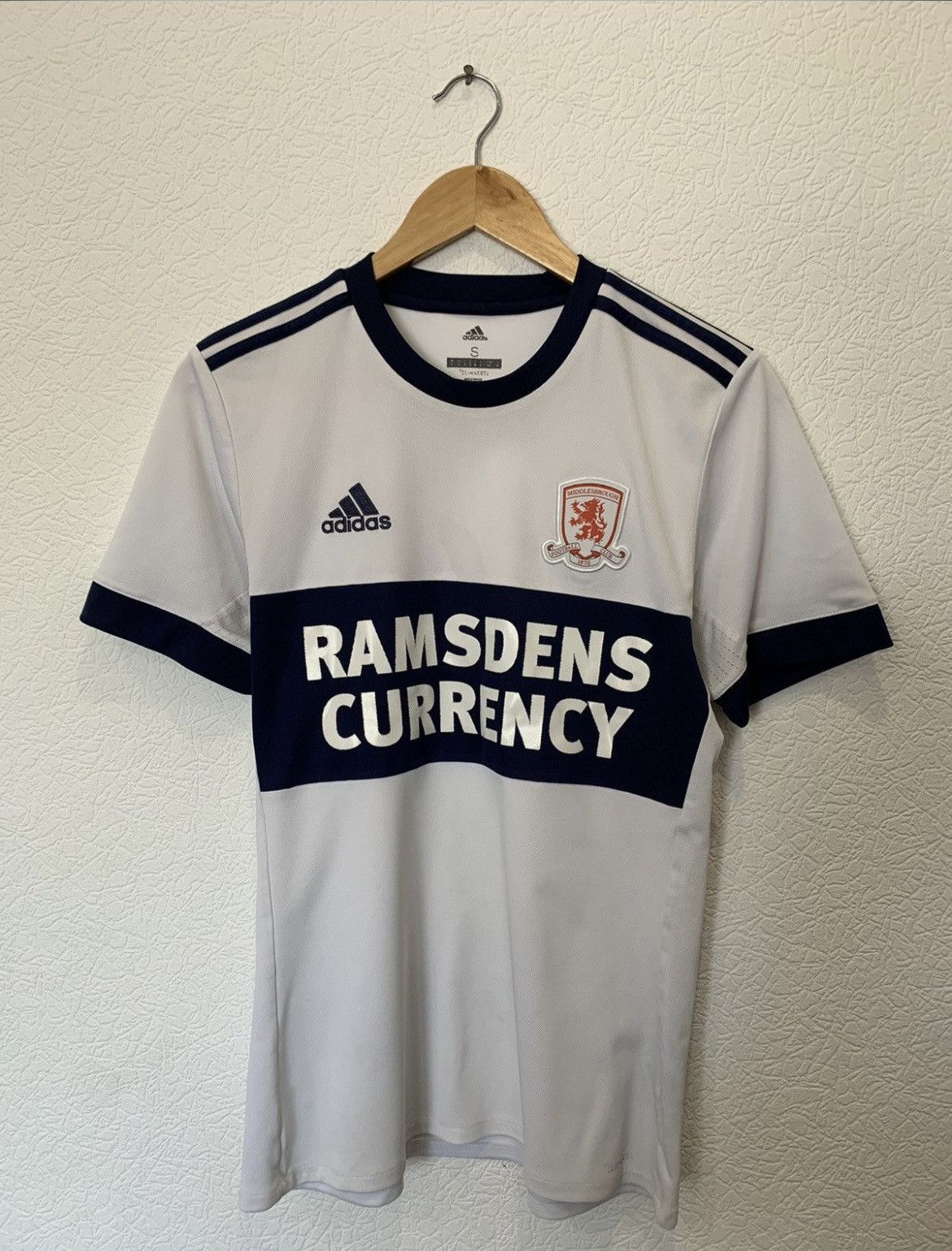 Adidas MIDDLESBROUGH ADIDAS 2017/2018 AWAY KIT SOCCER JERSEY Size US S / EU 44-46 / 1 - 1 Thumbnail
