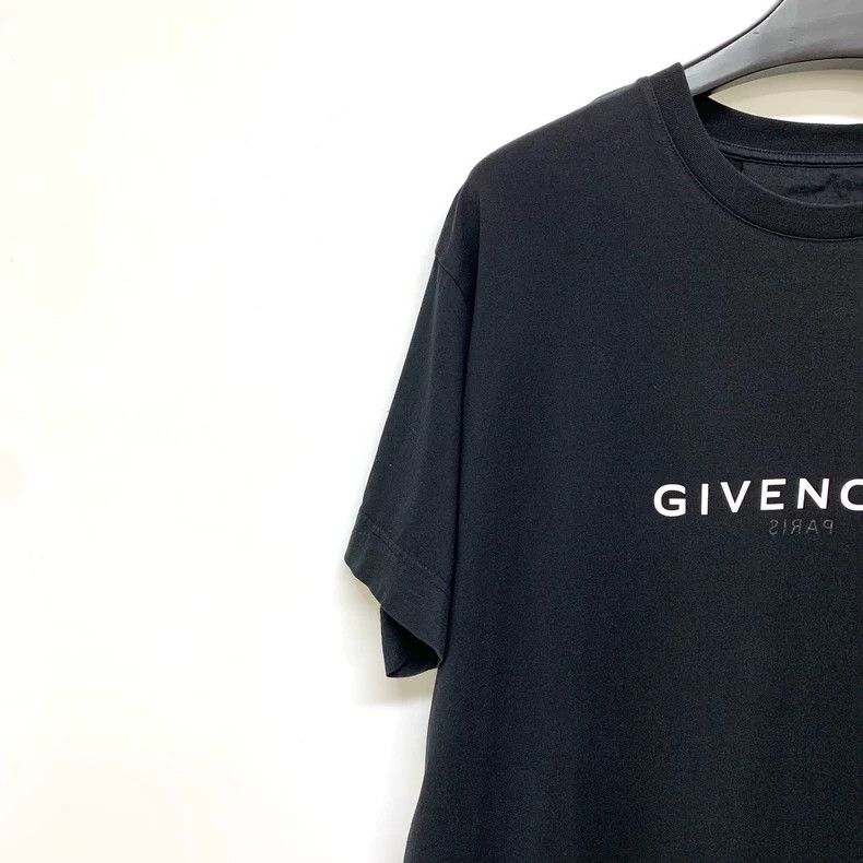 Givenchy Givenchy Chest Logo Short Sleeve T-Shirt 2506-Nextarrow Size US L / EU 52-54 / 3 - 5 Thumbnail