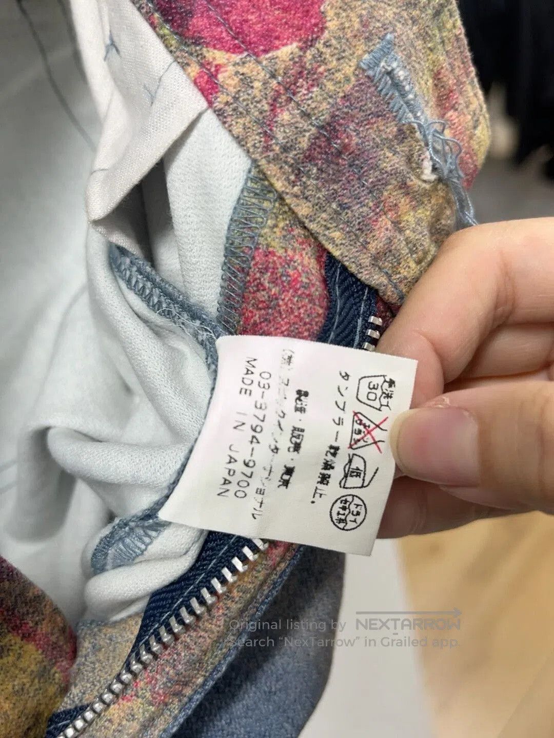 Tornado Mart Beautiful Painted Denim Rose Jeans. Size 37" - 4 Thumbnail