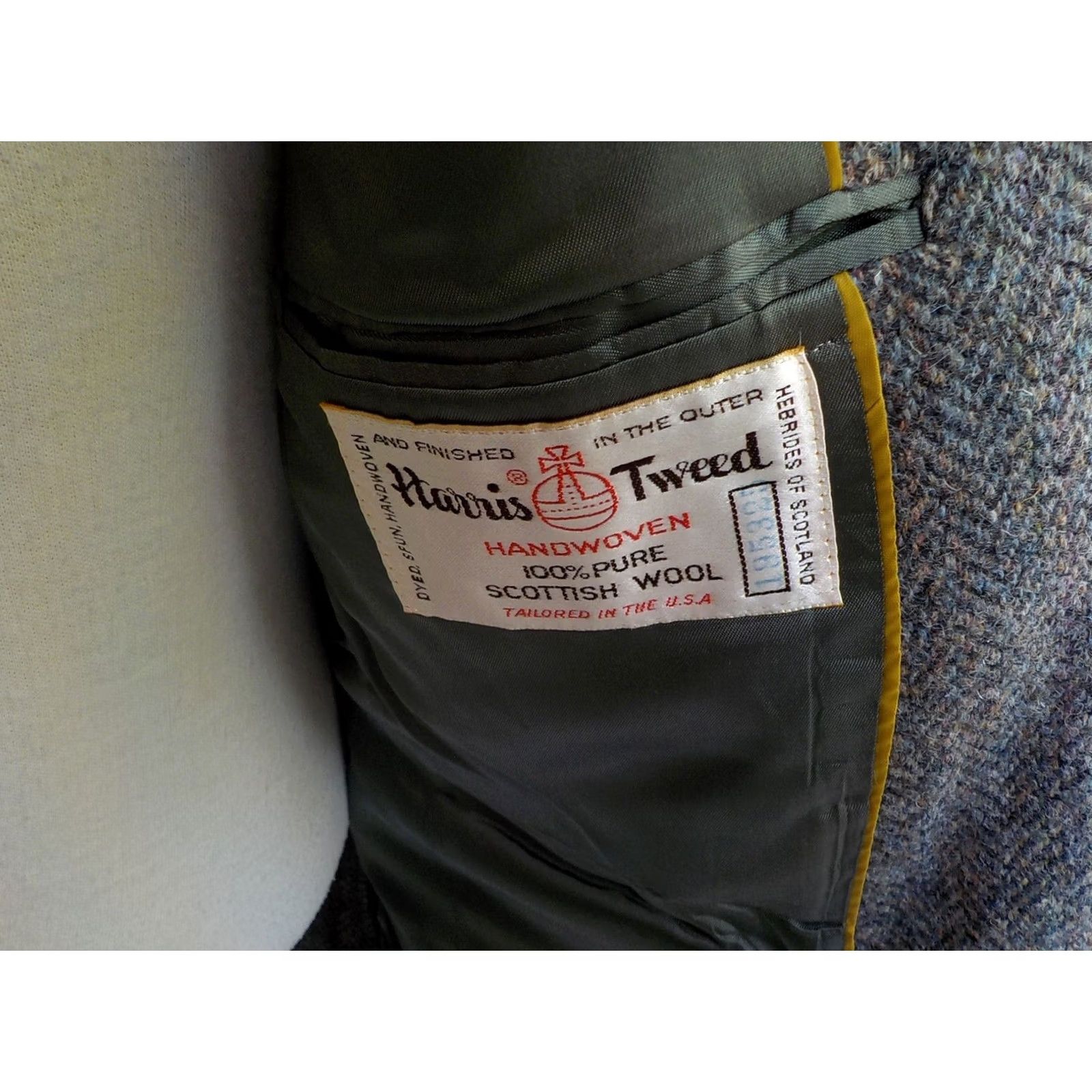 Harris Tweed HARRIS TWEED for Today's Man 2 Button Herringbone Blazer Gray/Milticolor 42R SZ 42R Regular Wool Tweed Blazer Mens Size 42R - 7 Thumbnail
