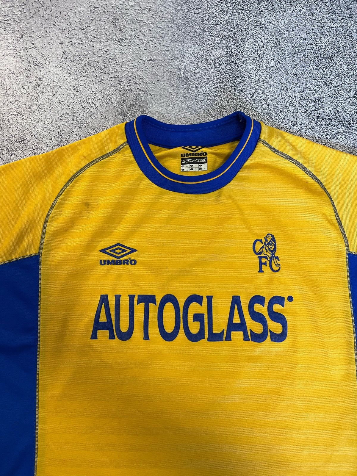 Umbro Chelsea FC 2000 Umbro Vintage Away Football Shirt Jersey Size US L / EU 52-54 / 3 - 2 Thumbnail