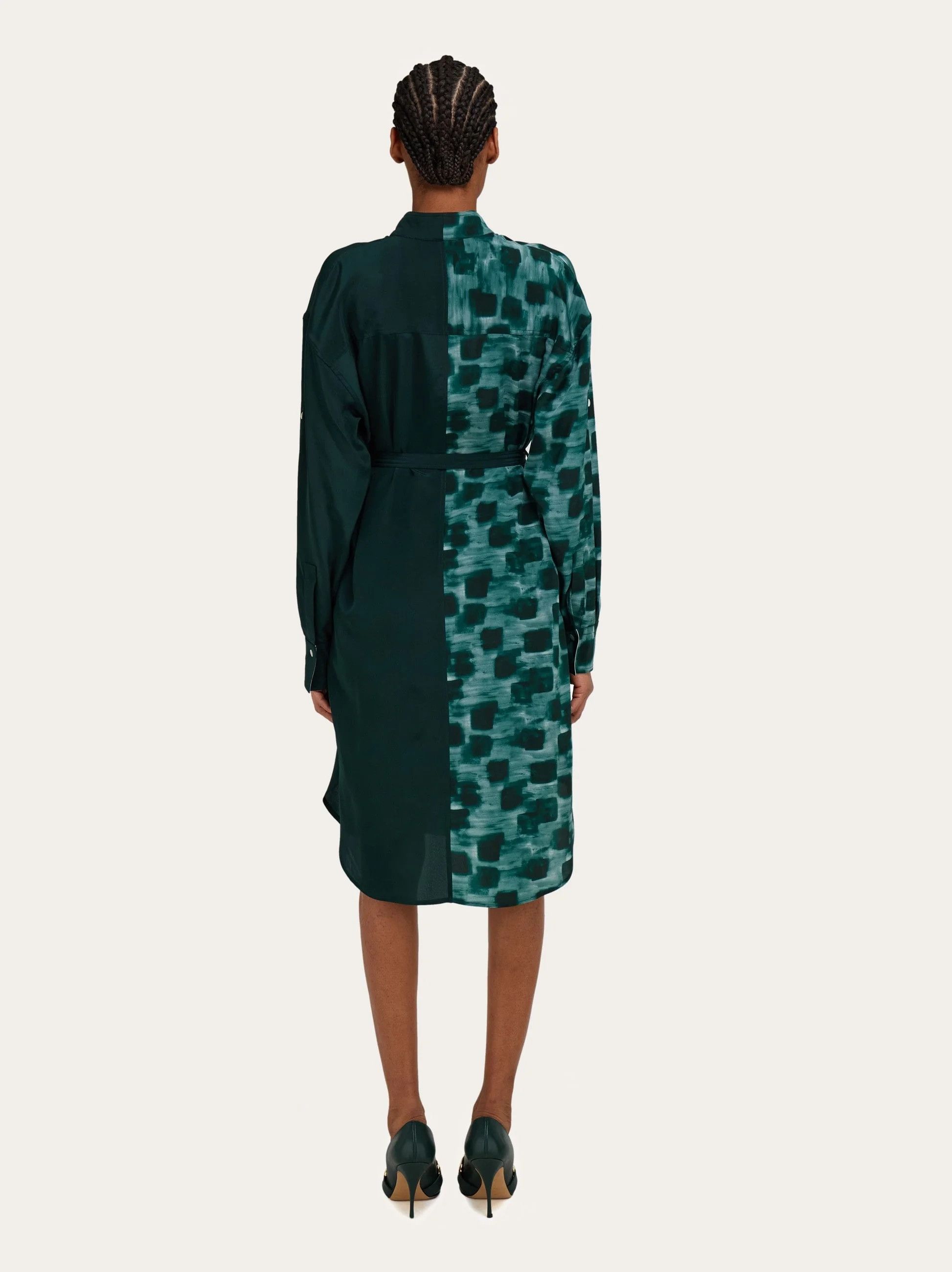 Salvatore Ferragamo o1s1rm0426 Belted Shirt Dress in Green Size L / US 10 / IT 46 - 6 Thumbnail