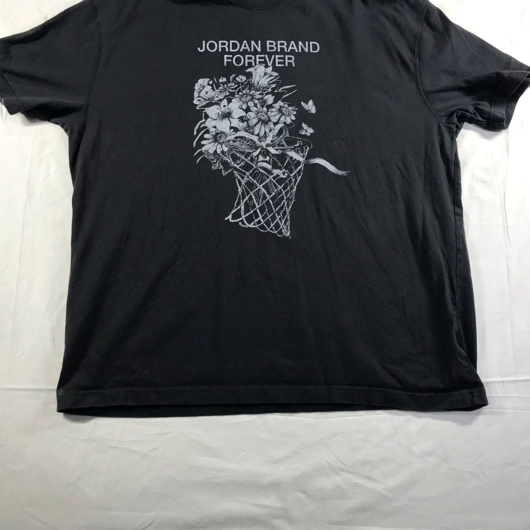 Jordan Brand Jordan Brand Nike Forever Floral Basketball Hoop Graphic T-Shirt Mens XL Black Size US XL / EU 56 / 4 - 6 Thumbnail