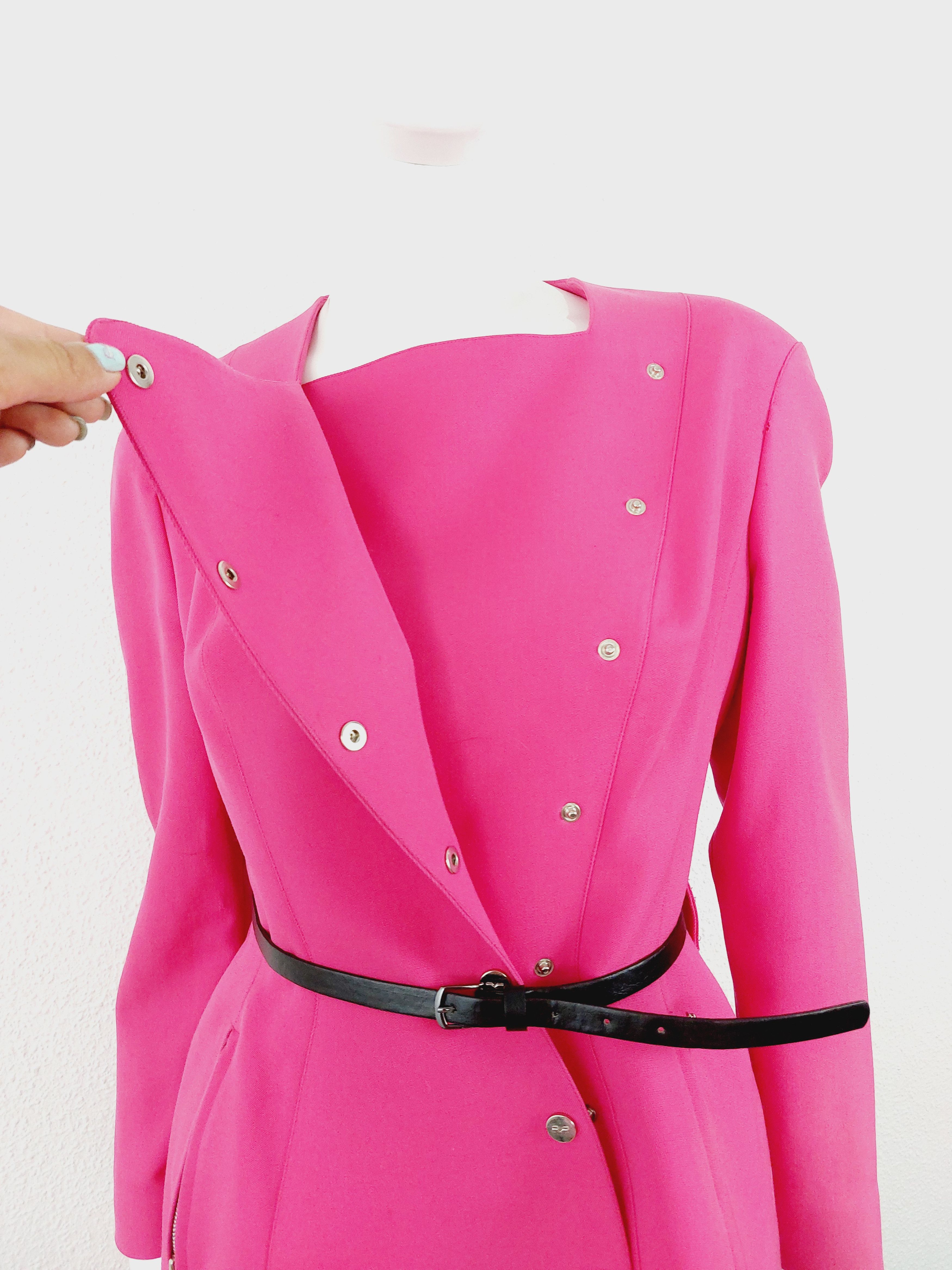 Thierry Mugler Thierry Mugler 1980s Hot Pink Sculptural Suit Set Blazer Size M / US 6-8 / IT 42-44 - 13 Thumbnail