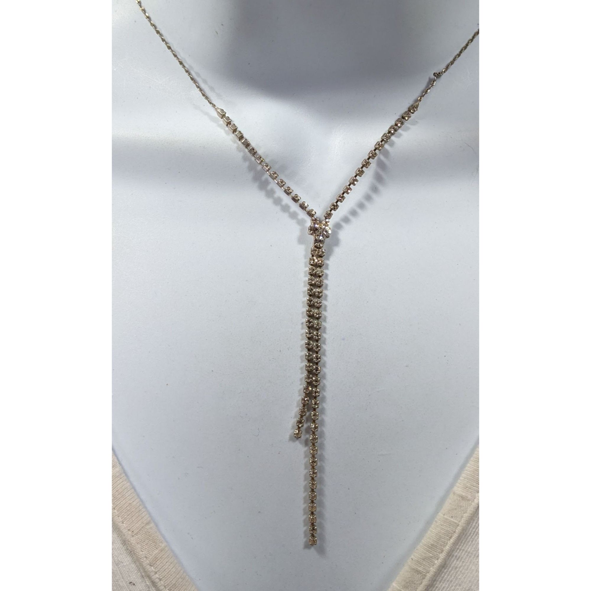 Other Claire's Y2K Rhinestone Silver Tone Y Drop Prom Necklace Size ONE SIZE - 4 Thumbnail