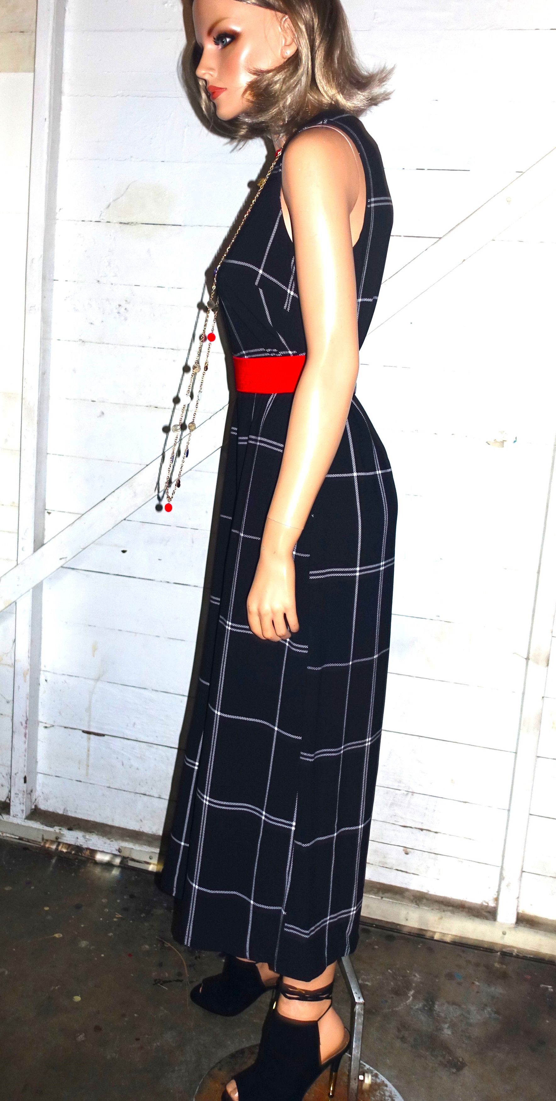 Other Danny & Nicole Black Red Striped Wide Leg jumpsuit 6 Size 28" / US 6 / IT 42 - 5 Thumbnail